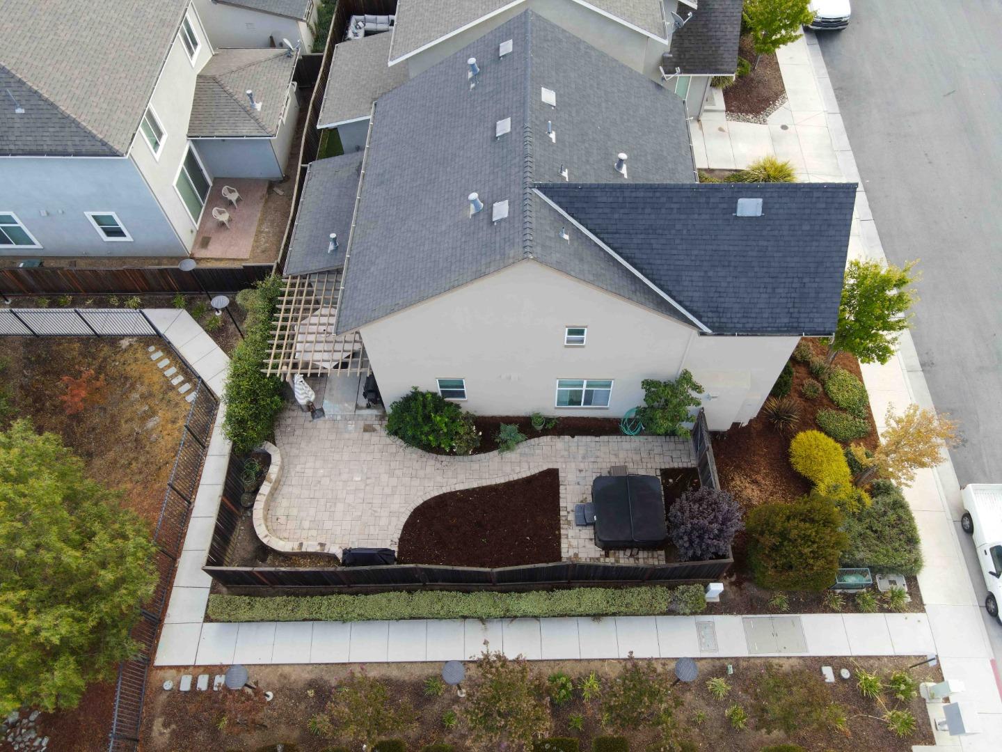 Detail Gallery Image 29 of 36 For 1600 Panorama Dr, Hollister,  CA 95023 - 4 Beds | 2/1 Baths