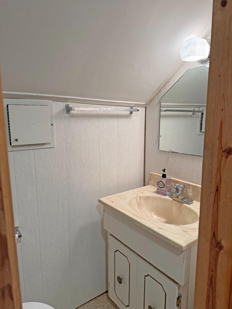 Detail Gallery Image 32 of 52 For 2334 Lakeview Dr, Bradley_SLP,  CA 93426 - 4 Beds | 2/1 Baths