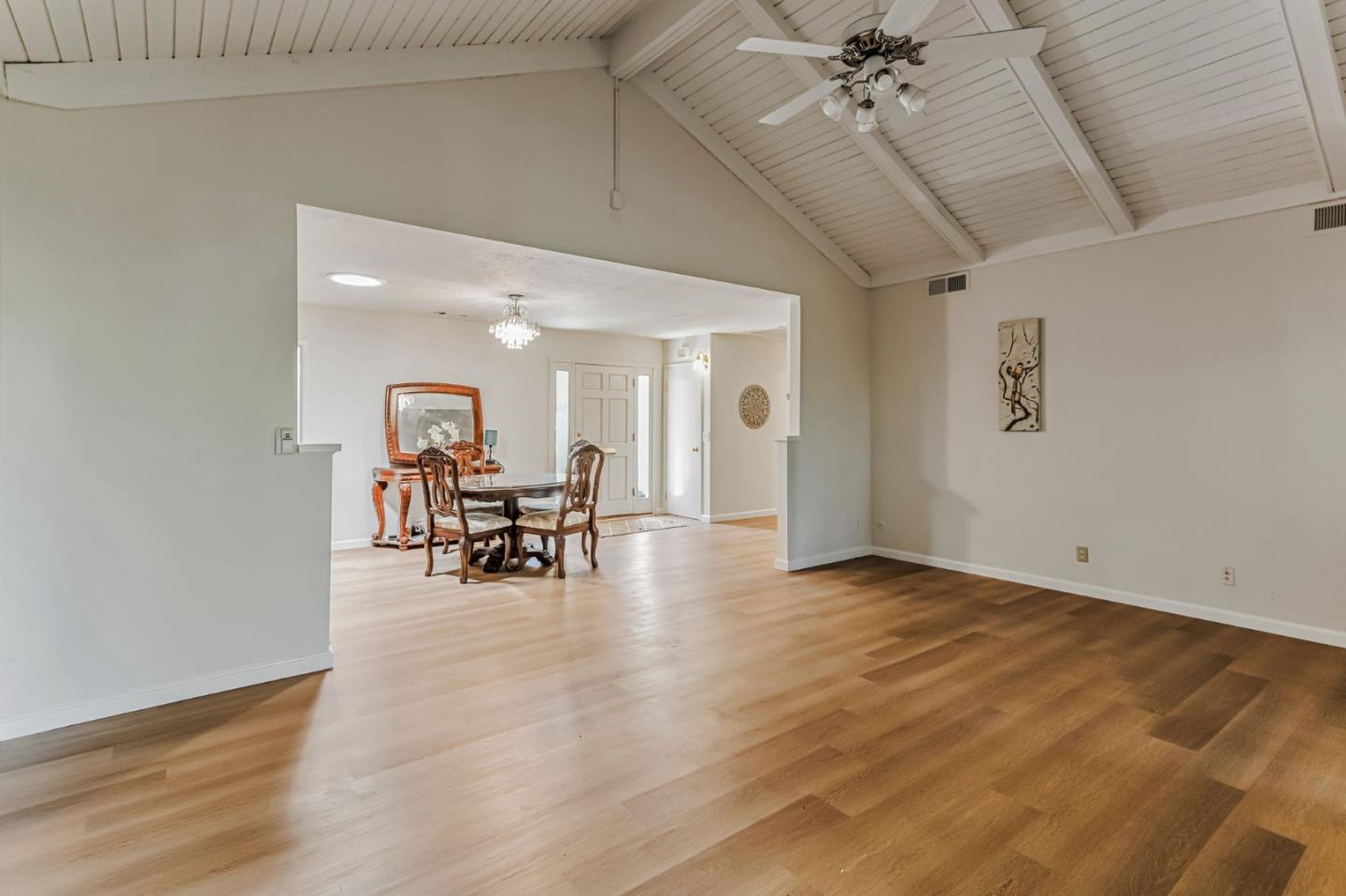 Detail Gallery Image 10 of 20 For 6202 Gerdts Dr, San Jose,  CA 95135 - 2 Beds | 2 Baths