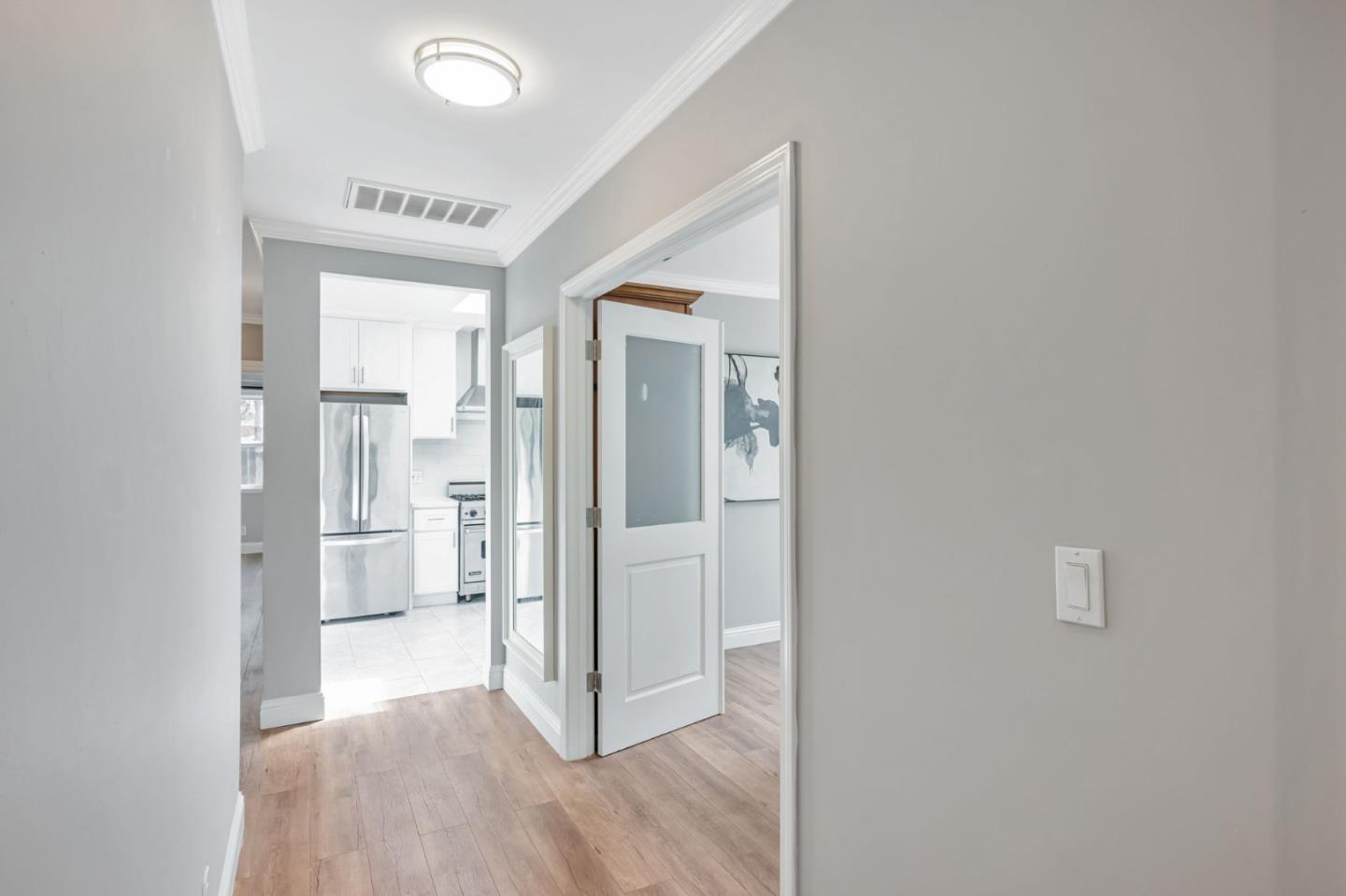 Detail Gallery Image 10 of 36 For 2328 Le Conte Ave, Berkeley,  CA 94709 - 3 Beds | 2 Baths