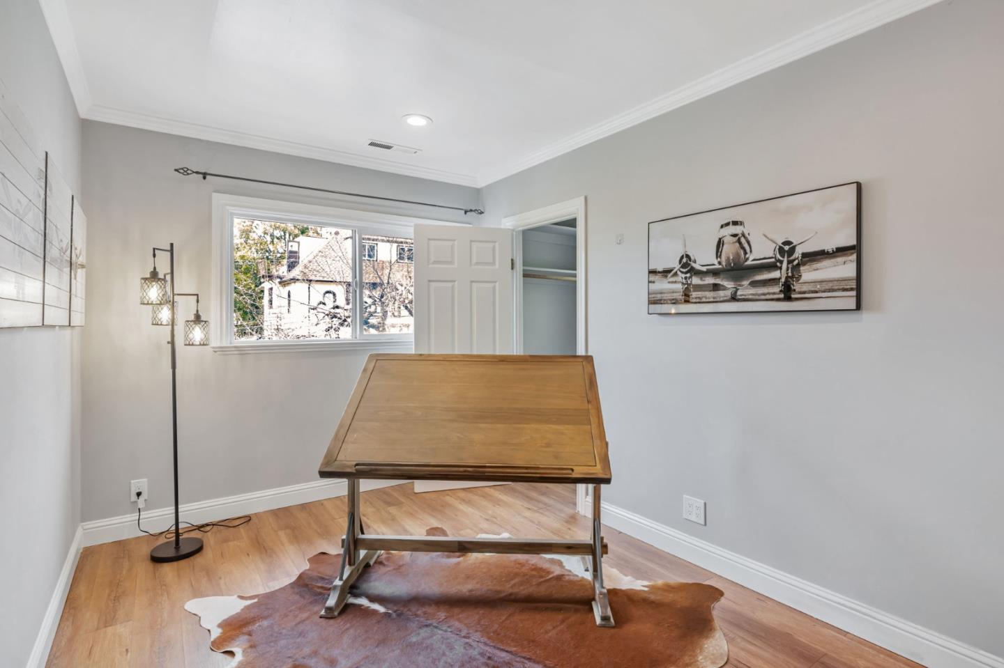 Detail Gallery Image 17 of 36 For 2328 Le Conte Ave, Berkeley,  CA 94709 - 3 Beds | 2 Baths