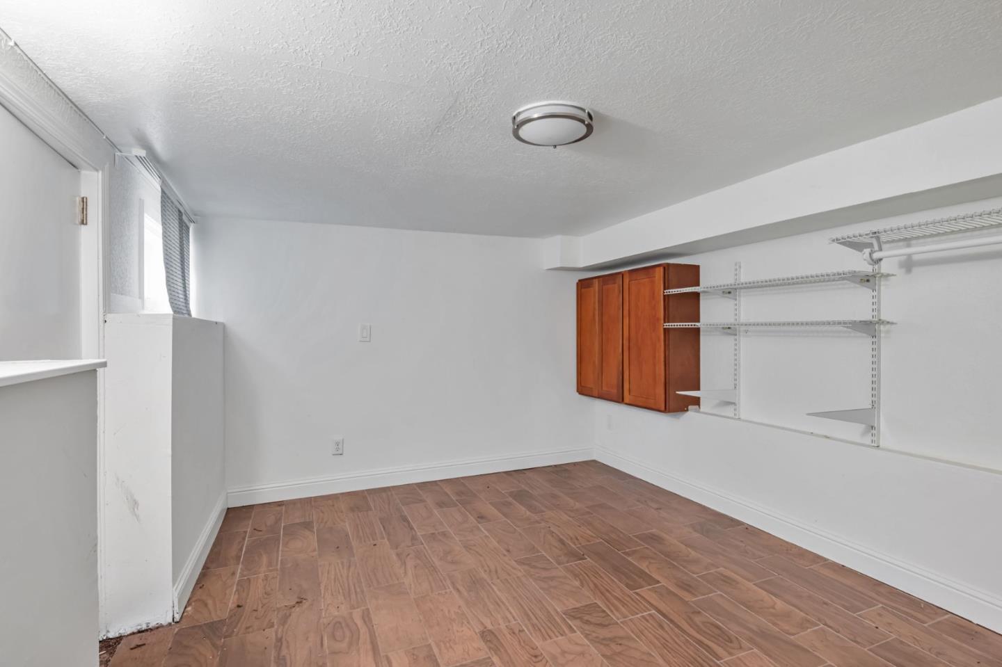 Detail Gallery Image 25 of 36 For 2328 Le Conte Ave, Berkeley,  CA 94709 - 3 Beds | 2 Baths
