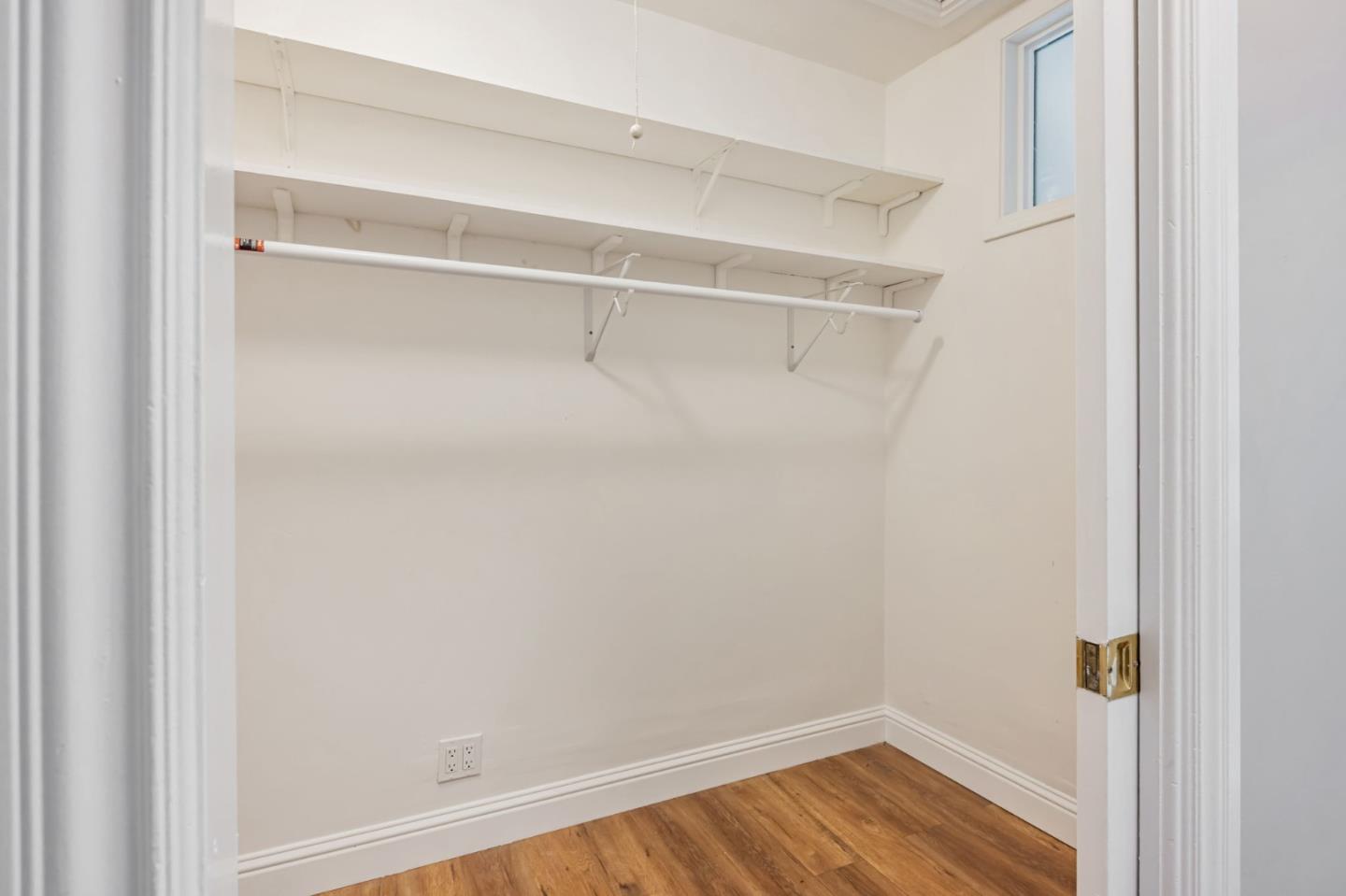 Detail Gallery Image 27 of 36 For 2328 Le Conte Ave, Berkeley,  CA 94709 - 3 Beds | 2 Baths