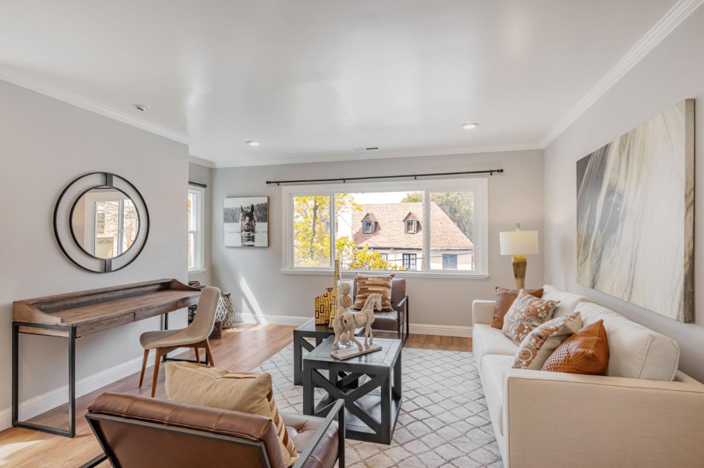 Detail Gallery Image 6 of 36 For 2328 Le Conte Ave, Berkeley,  CA 94709 - 3 Beds | 2 Baths