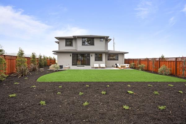 Detail Gallery Image 34 of 37 For 575 Seymour St, Half Moon Bay,  CA 94019 - 4 Beds | 2/1 Baths