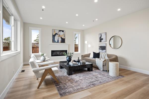 Detail Gallery Image 8 of 37 For 575 Seymour St, Half Moon Bay,  CA 94019 - 4 Beds | 2/1 Baths