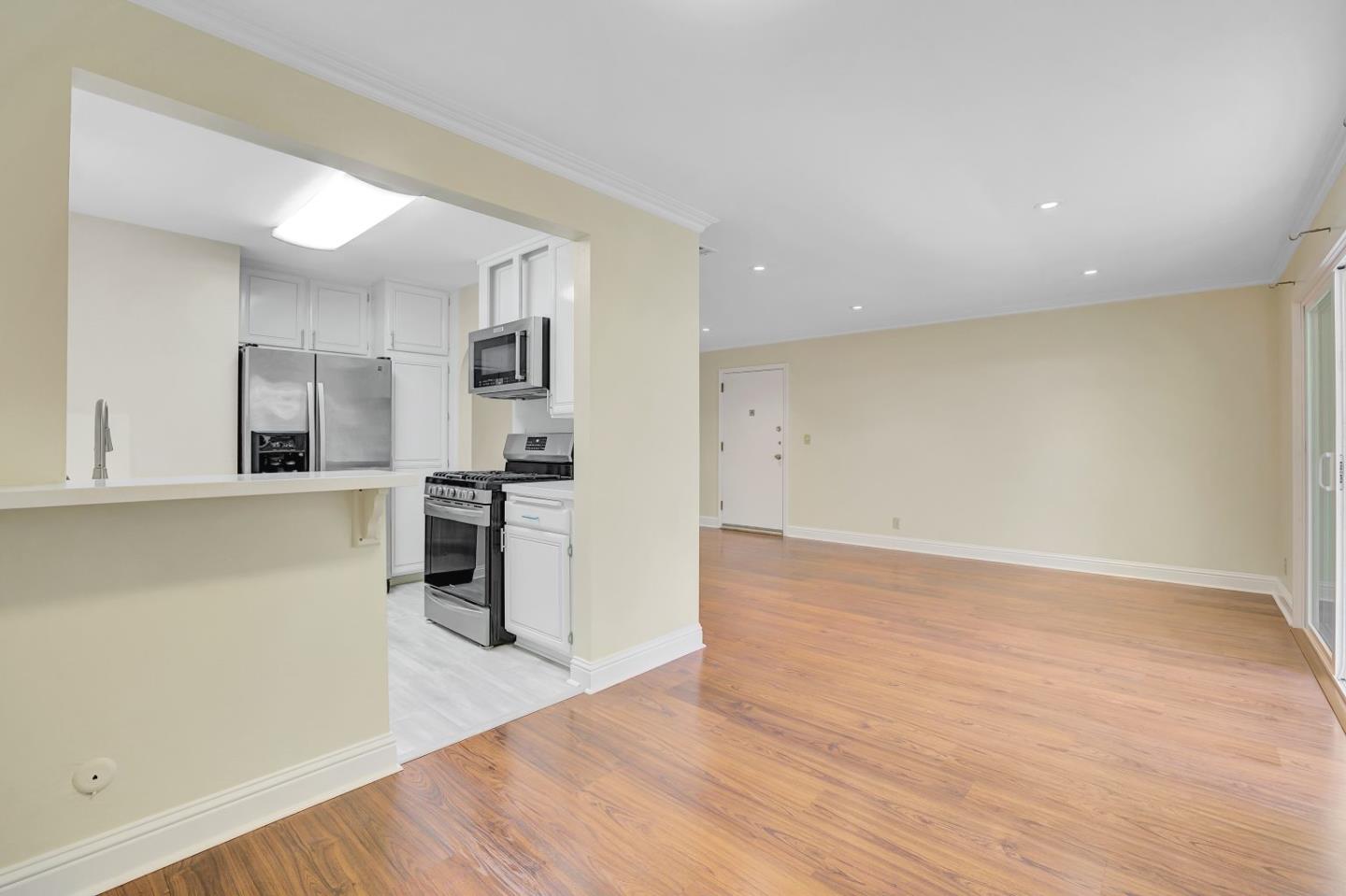 Detail Gallery Image 18 of 62 For 223 Kiely Blvd a,  Santa Clara,  CA 95051 - 2 Beds | 2 Baths