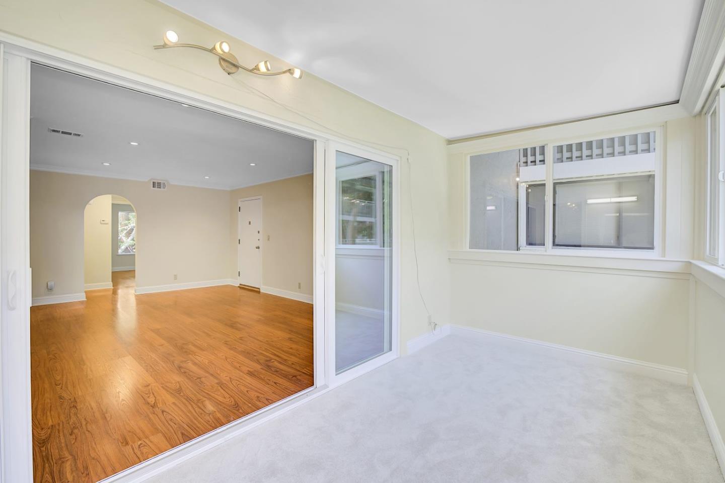 Detail Gallery Image 33 of 62 For 223 Kiely Blvd a,  Santa Clara,  CA 95051 - 2 Beds | 2 Baths