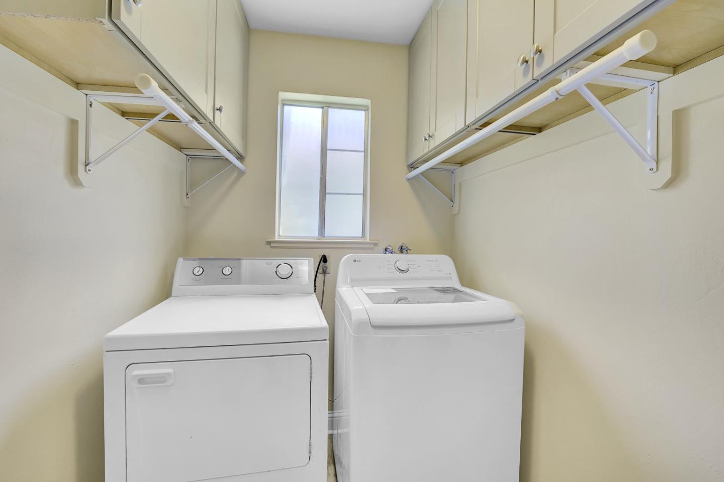 Detail Gallery Image 34 of 62 For 223 Kiely Blvd a,  Santa Clara,  CA 95051 - 2 Beds | 2 Baths
