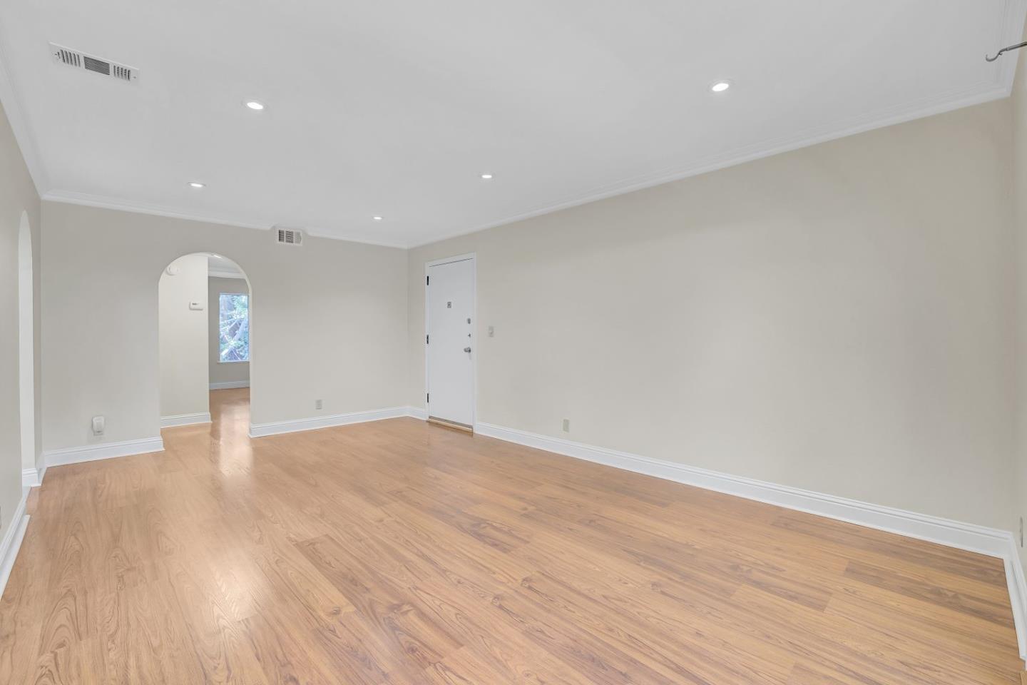 Detail Gallery Image 4 of 62 For 223 Kiely Blvd a,  Santa Clara,  CA 95051 - 2 Beds | 2 Baths