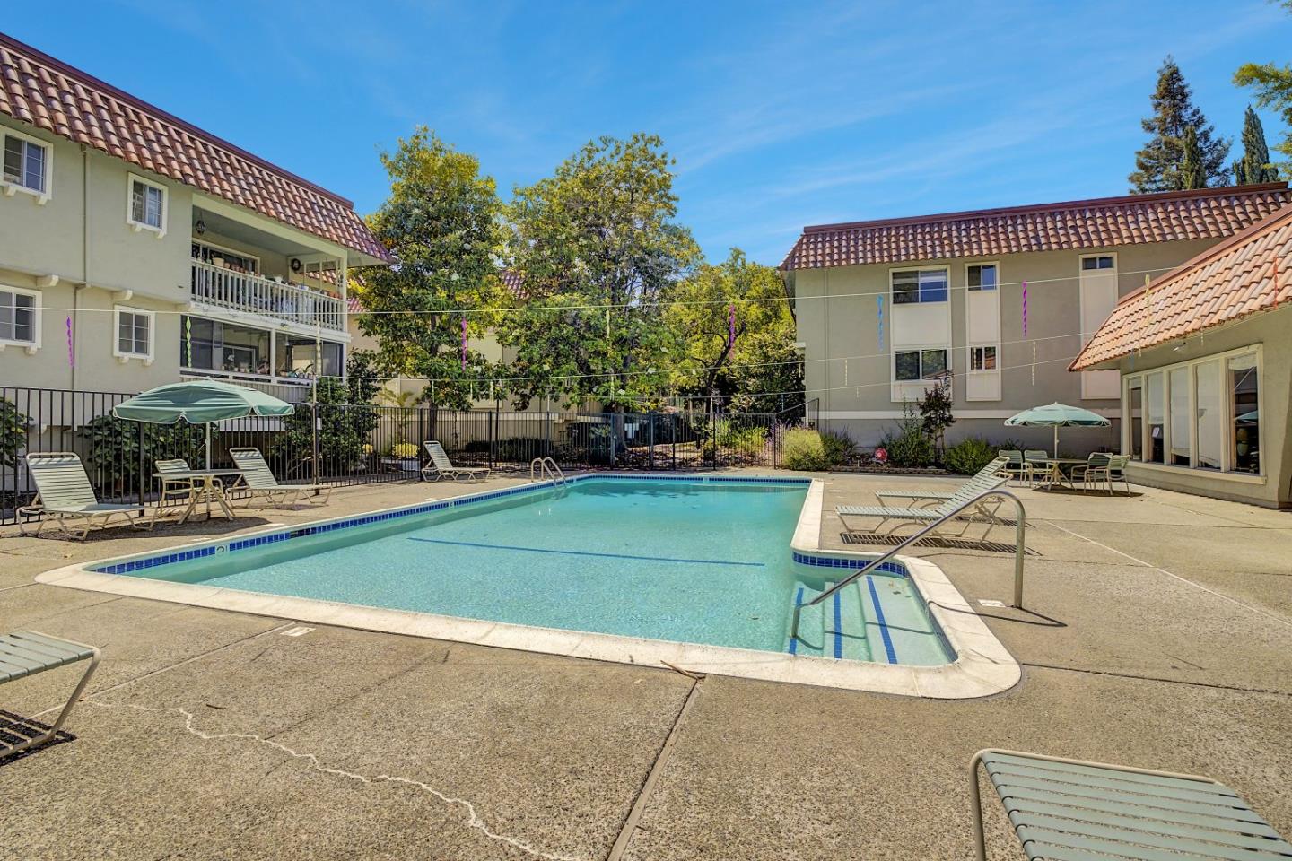 Detail Gallery Image 55 of 62 For 223 Kiely Blvd a,  Santa Clara,  CA 95051 - 2 Beds | 2 Baths