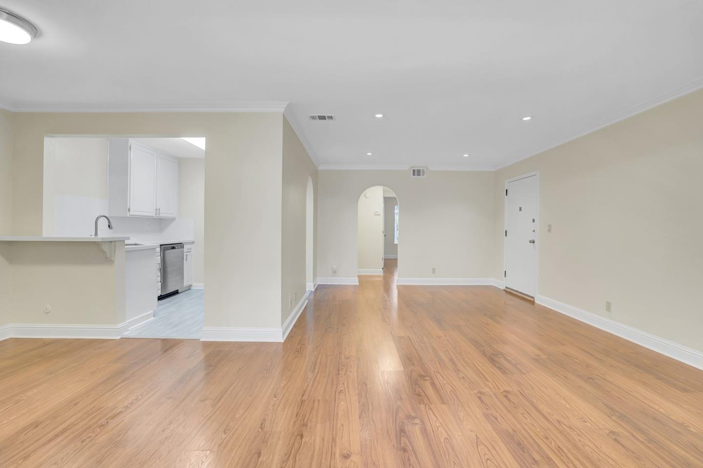Detail Gallery Image 6 of 62 For 223 Kiely Blvd a,  Santa Clara,  CA 95051 - 2 Beds | 2 Baths