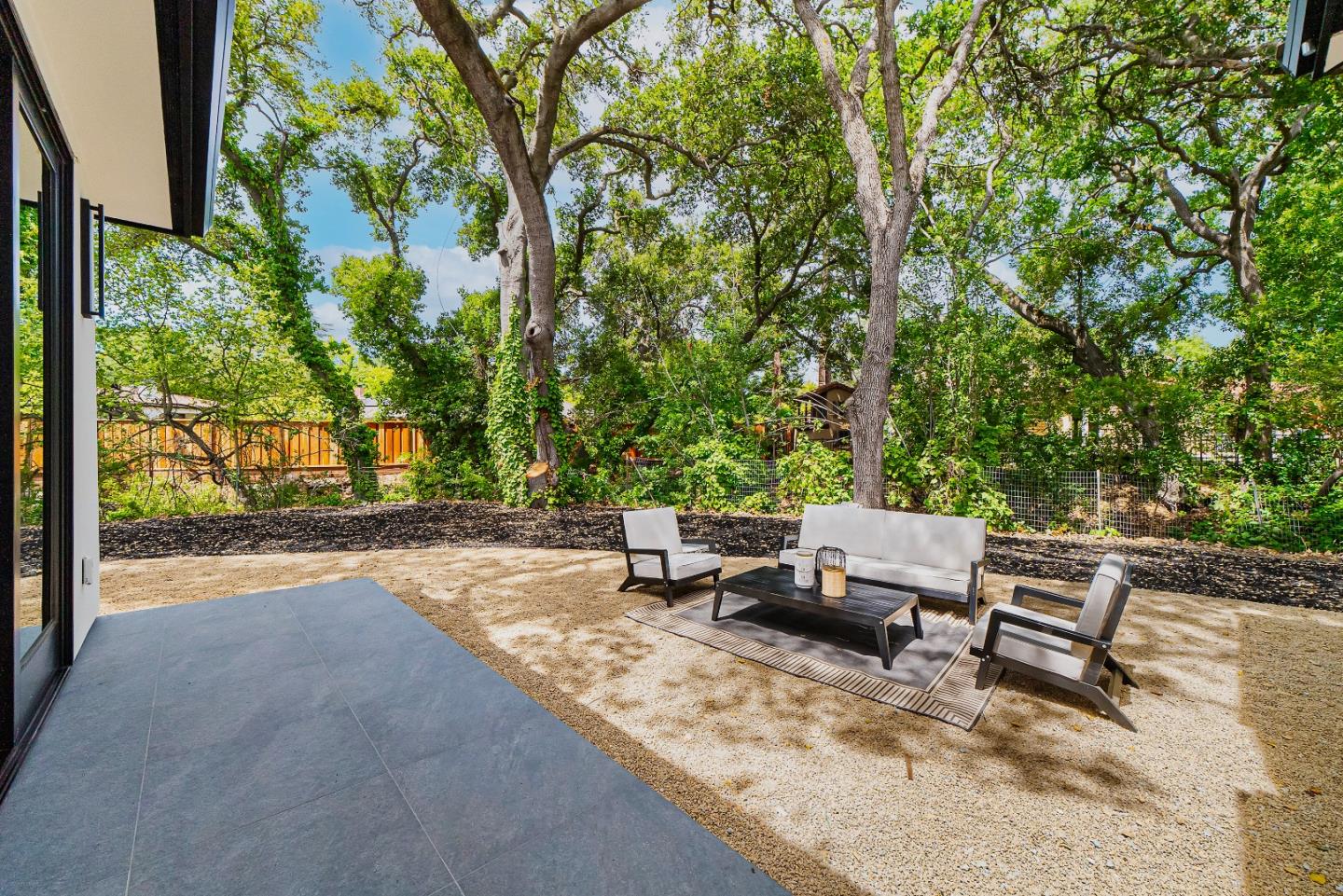Detail Gallery Image 43 of 87 For 1068 Riverside Dr, Los Altos,  CA 94024 - 5 Beds | 5/1 Baths