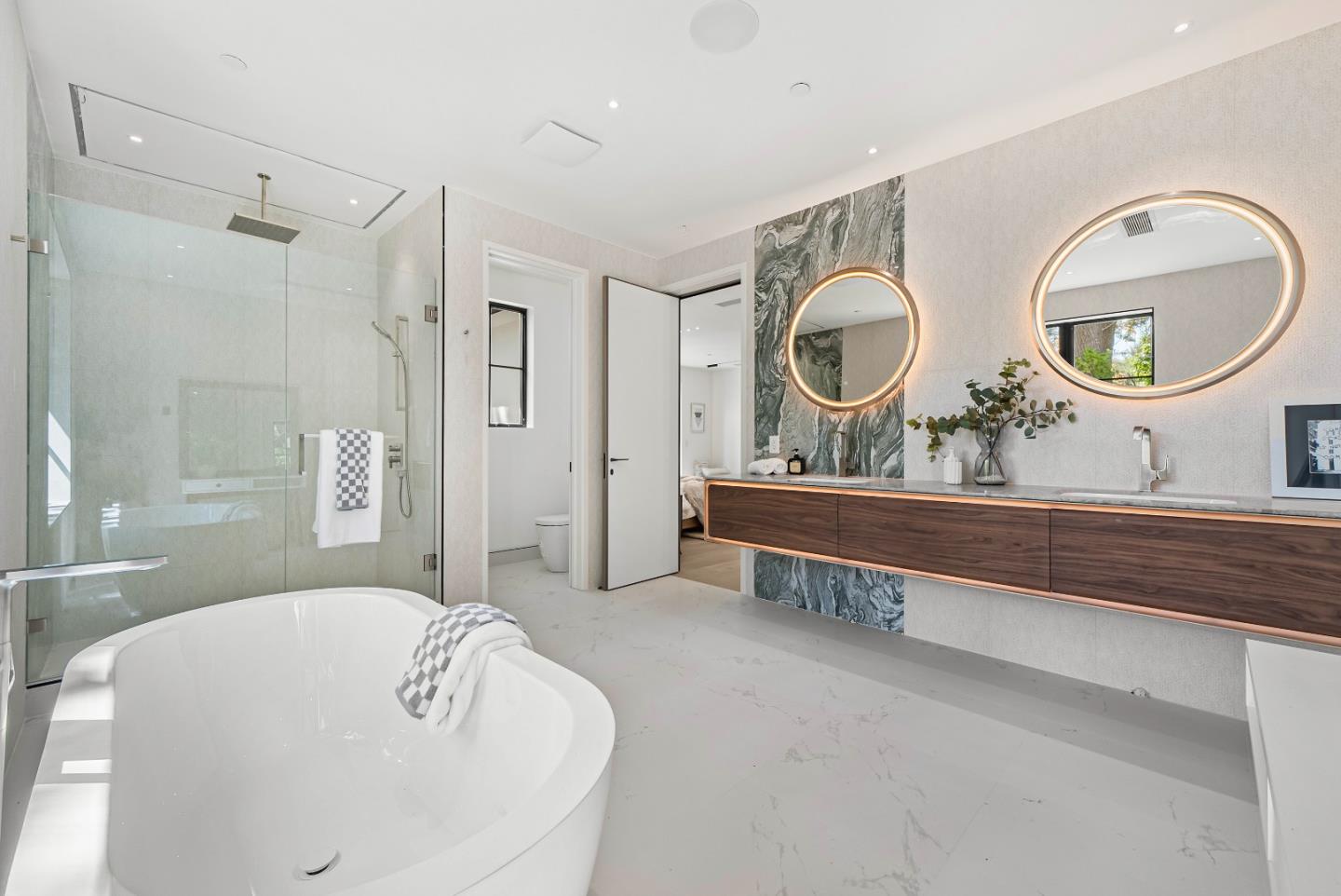 Detail Gallery Image 45 of 87 For 1068 Riverside Dr, Los Altos,  CA 94024 - 5 Beds | 5/1 Baths
