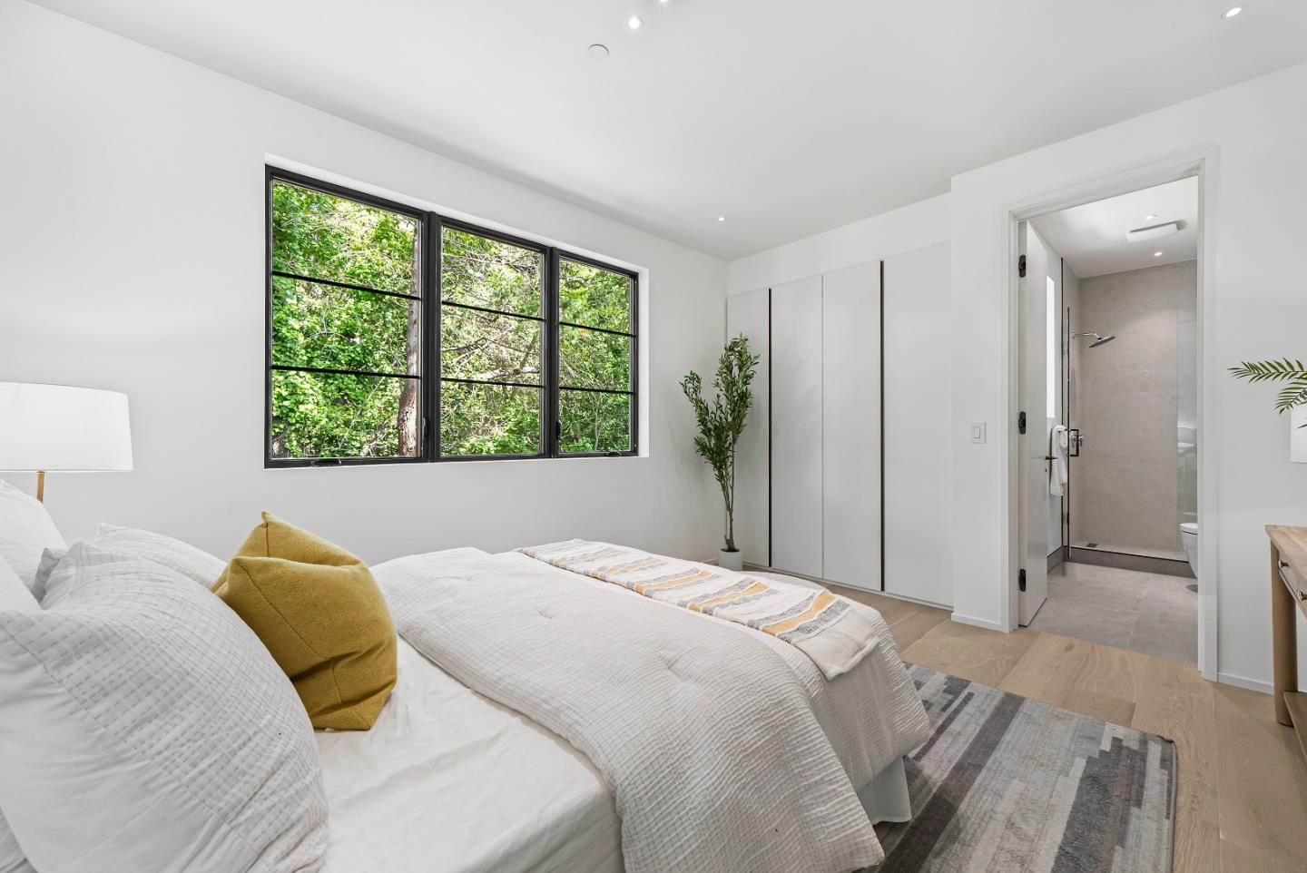 Detail Gallery Image 62 of 87 For 1068 Riverside Dr, Los Altos,  CA 94024 - 5 Beds | 5/1 Baths