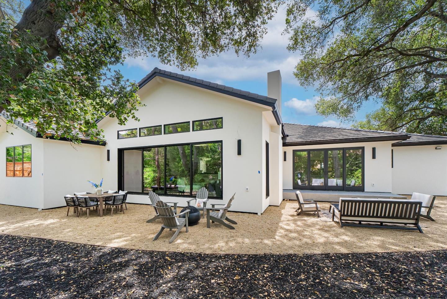 Detail Gallery Image 82 of 87 For 1068 Riverside Dr, Los Altos,  CA 94024 - 5 Beds | 5/1 Baths