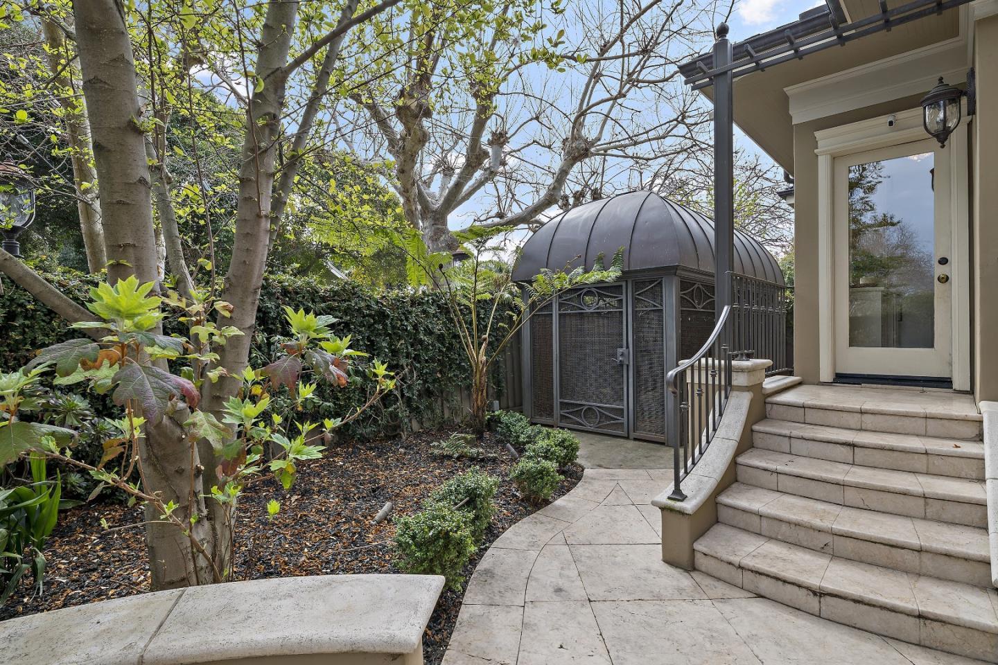 Detail Gallery Image 4 of 64 For 1548 Lincoln Ave, San Jose,  CA 95125 - 4 Beds | 4 Baths