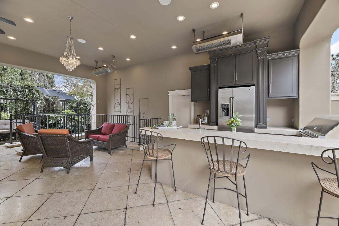 Detail Gallery Image 5 of 64 For 1548 Lincoln Ave, San Jose,  CA 95125 - 4 Beds | 4 Baths