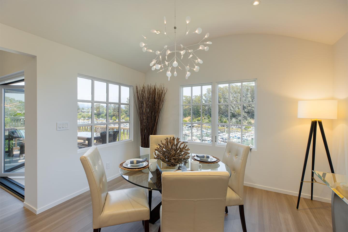 Detail Gallery Image 15 of 41 For 92 Frederick St a,  Santa Cruz,  CA 95062 - 2 Beds | 2/1 Baths