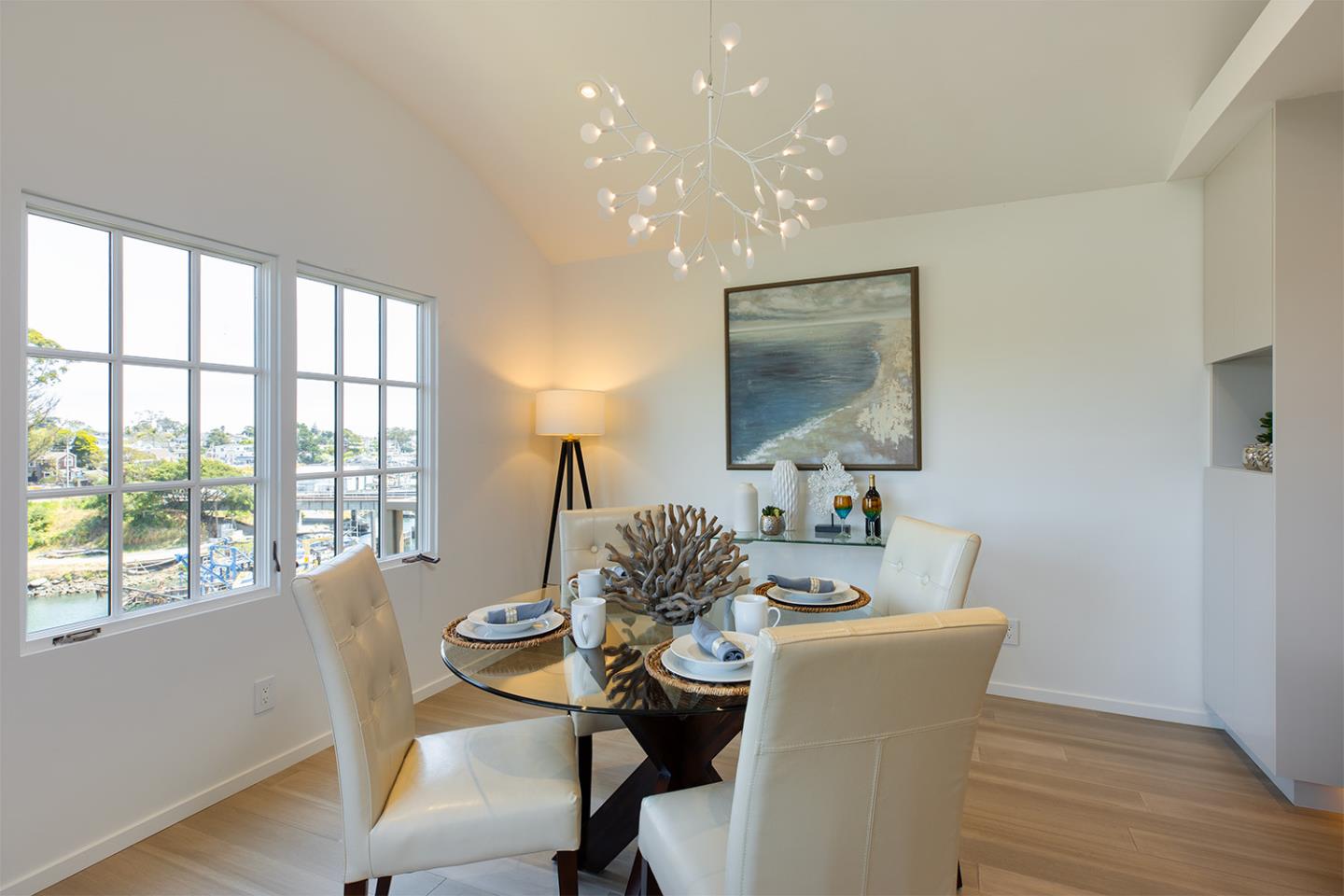 Detail Gallery Image 16 of 41 For 92 Frederick St a,  Santa Cruz,  CA 95062 - 2 Beds | 2/1 Baths