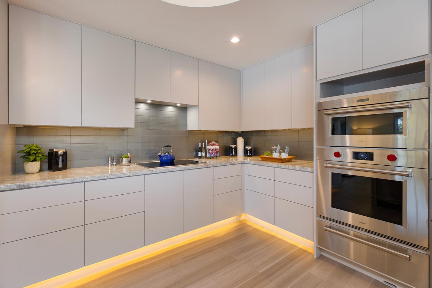 Detail Gallery Image 19 of 41 For 92 Frederick St a,  Santa Cruz,  CA 95062 - 2 Beds | 2/1 Baths