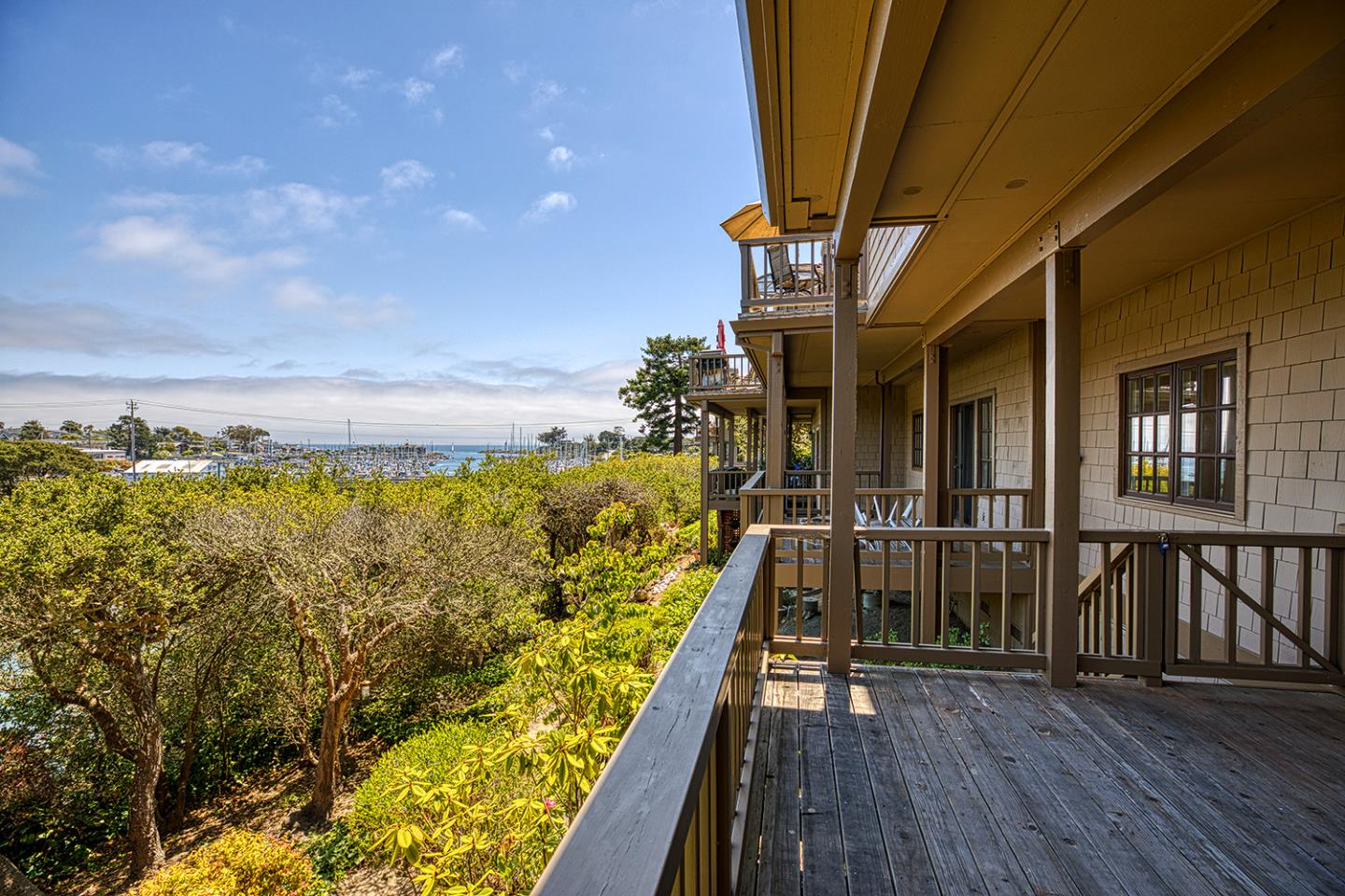 Detail Gallery Image 28 of 41 For 92 Frederick St a,  Santa Cruz,  CA 95062 - 2 Beds | 2/1 Baths