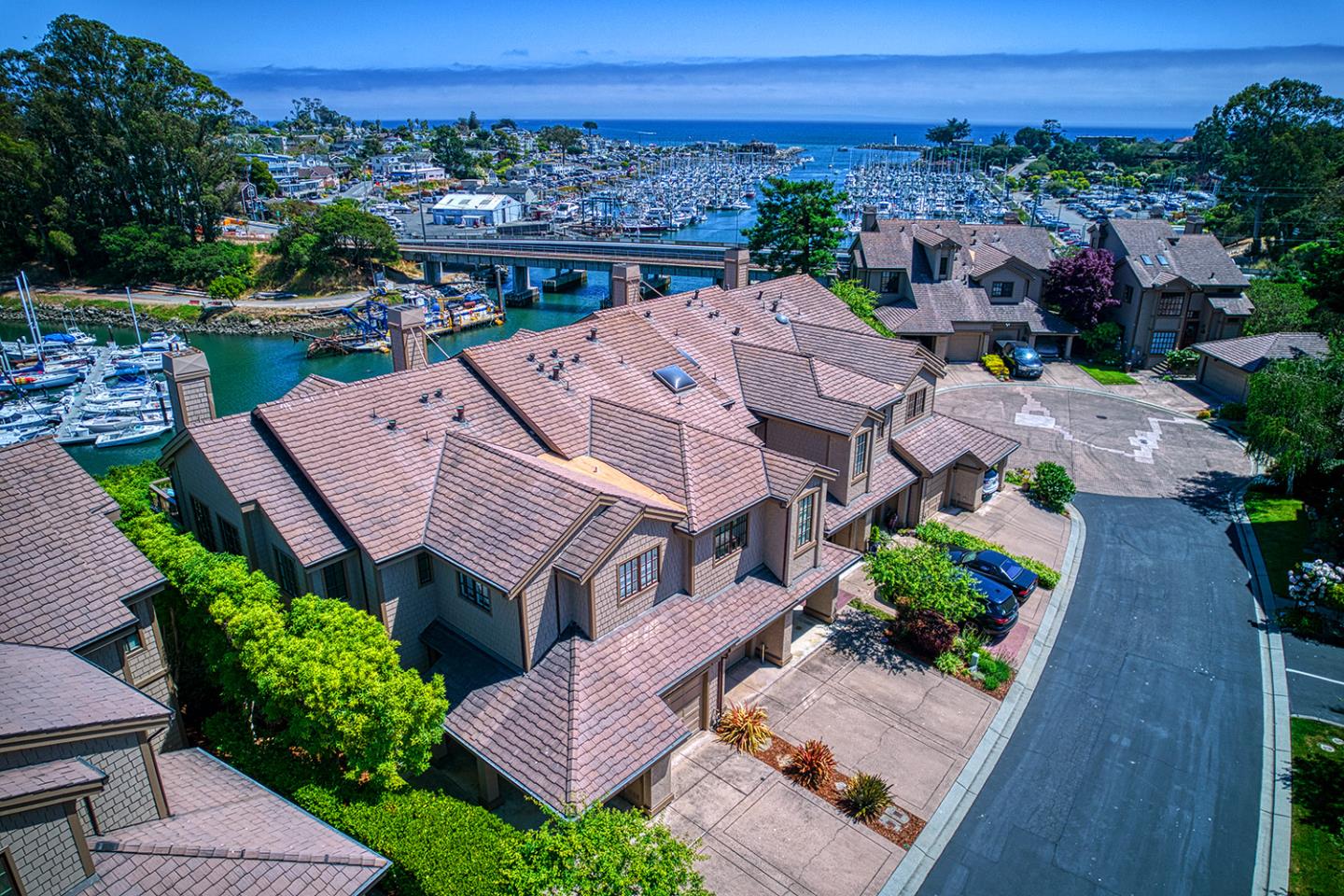 Detail Gallery Image 39 of 41 For 92 Frederick St a,  Santa Cruz,  CA 95062 - 2 Beds | 2/1 Baths