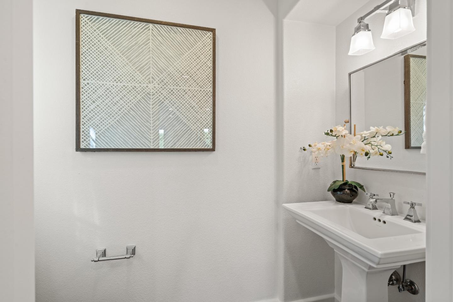 Detail Gallery Image 22 of 89 For 1298 Dahlia Loop, San Jose,  CA 95126 - 3 Beds | 3/2 Baths