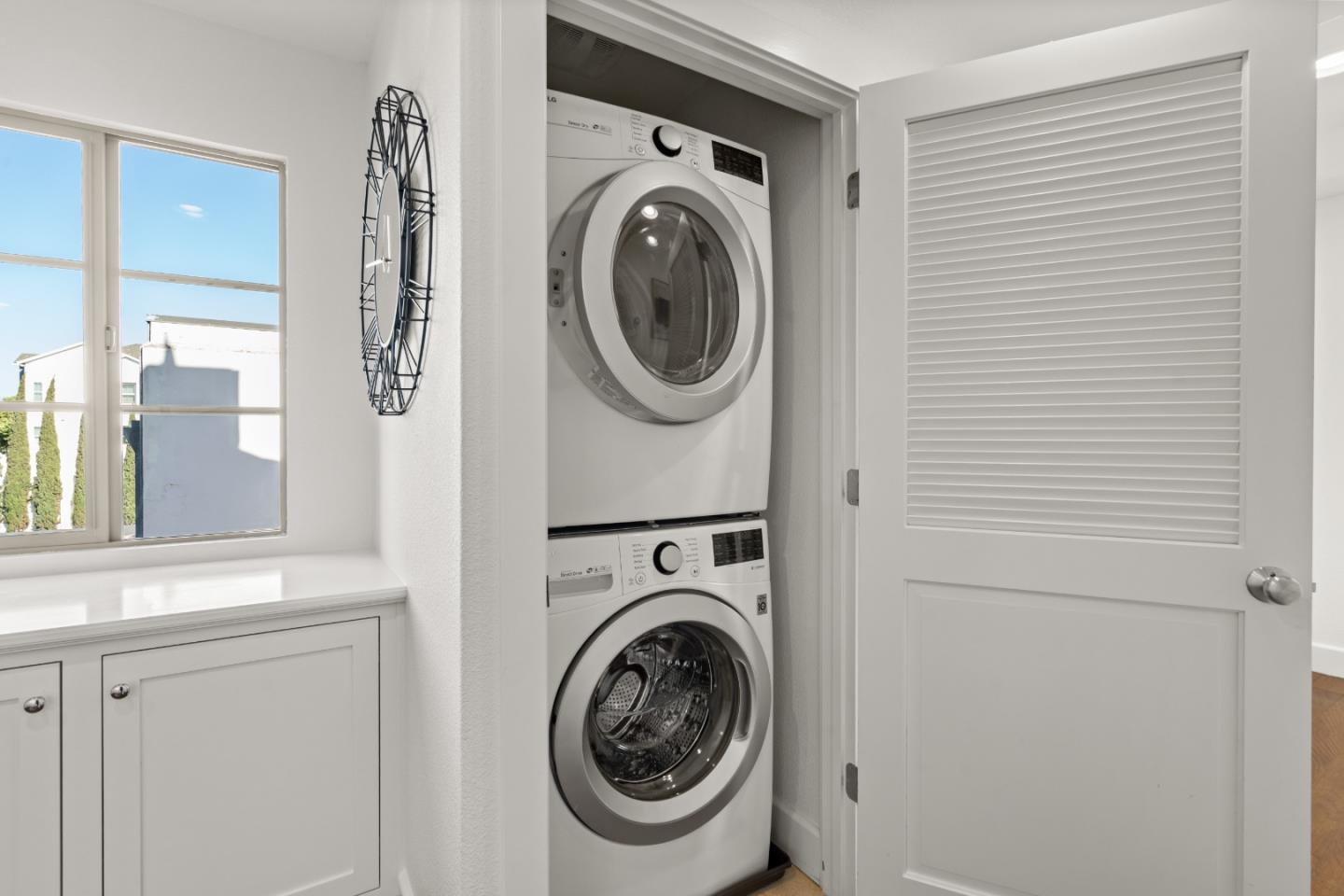 Detail Gallery Image 39 of 89 For 1298 Dahlia Loop, San Jose,  CA 95126 - 3 Beds | 3/2 Baths