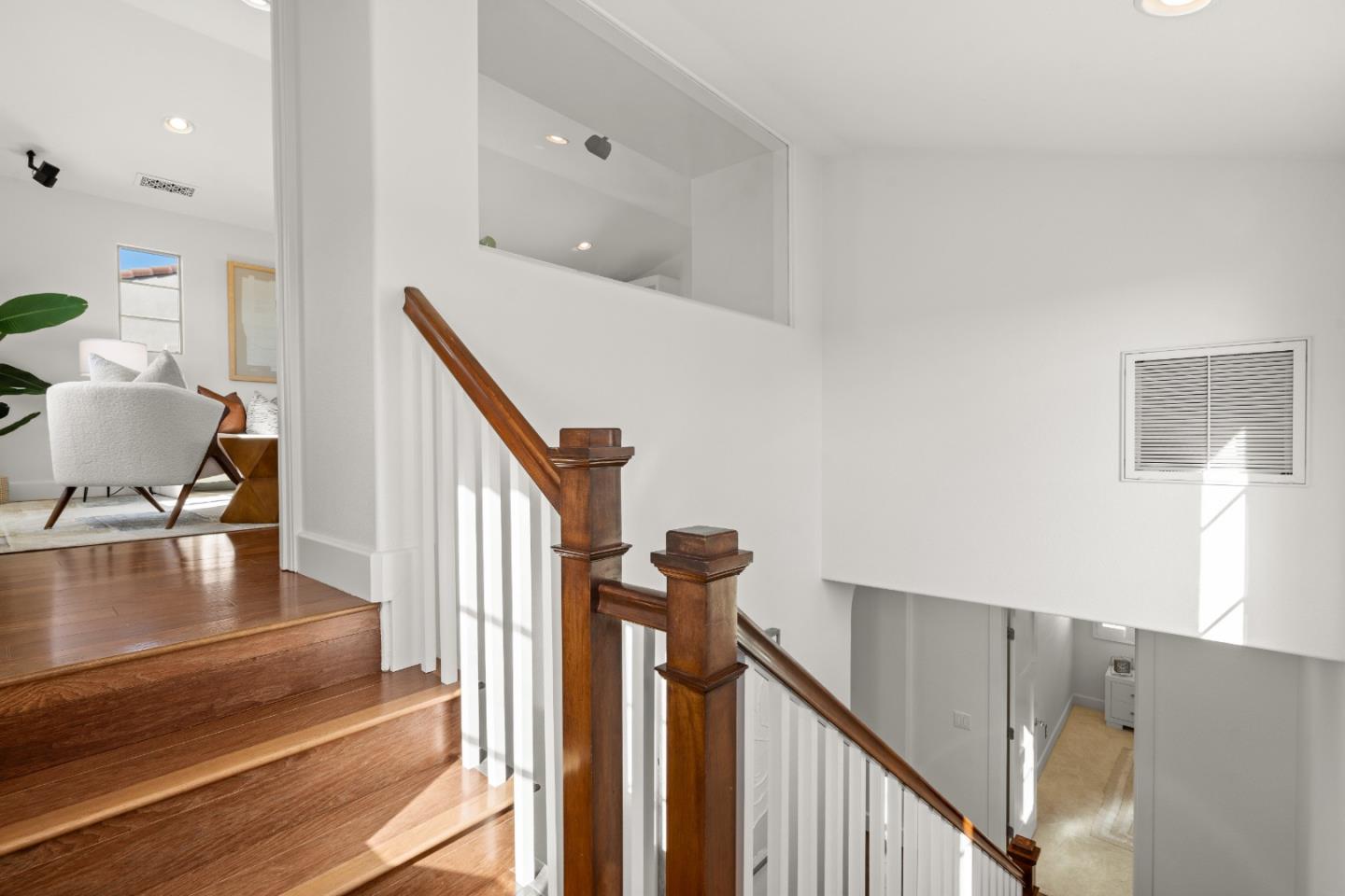 Detail Gallery Image 40 of 89 For 1298 Dahlia Loop, San Jose,  CA 95126 - 3 Beds | 3/2 Baths