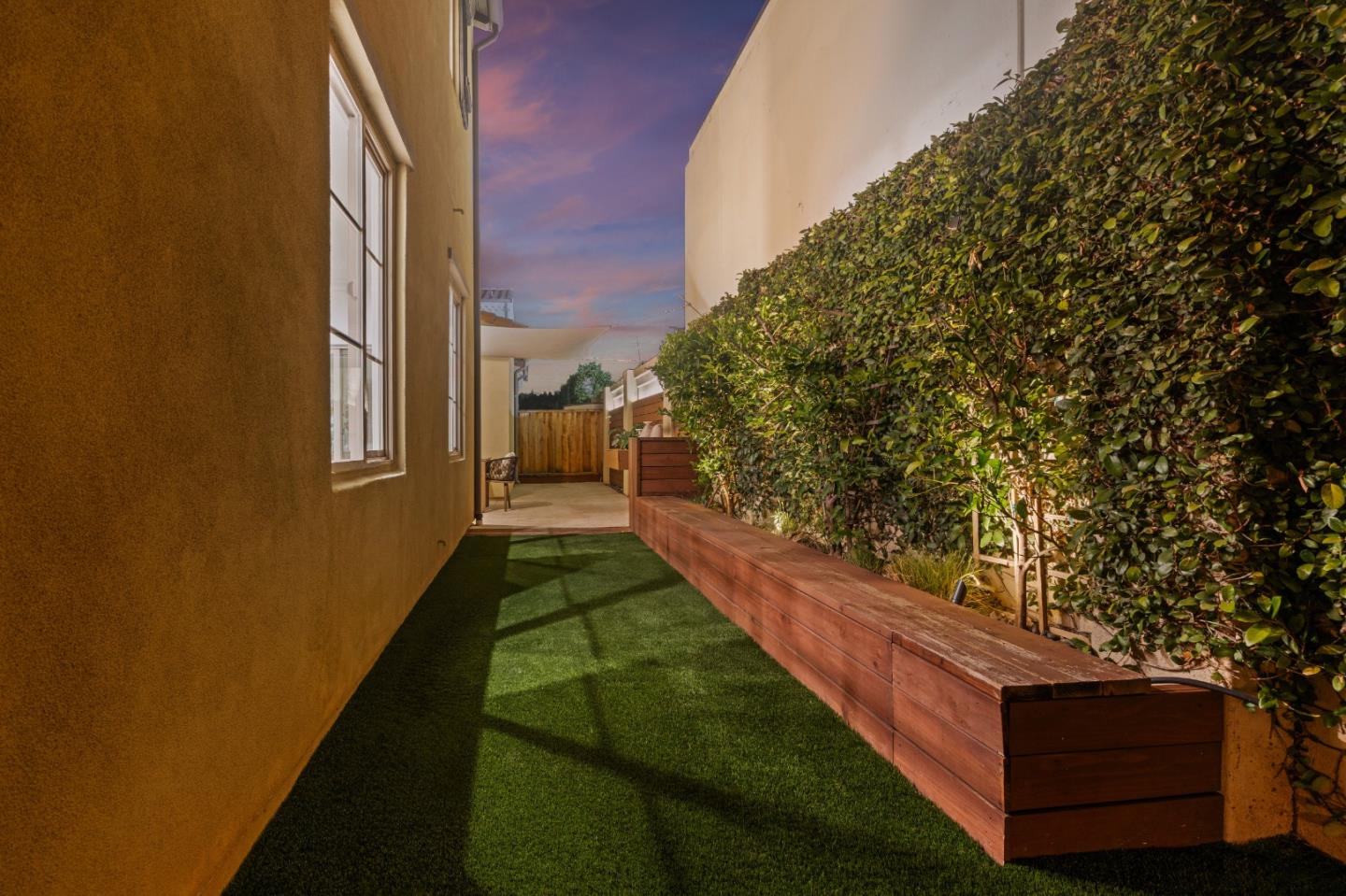 Detail Gallery Image 57 of 89 For 1298 Dahlia Loop, San Jose,  CA 95126 - 3 Beds | 3/2 Baths