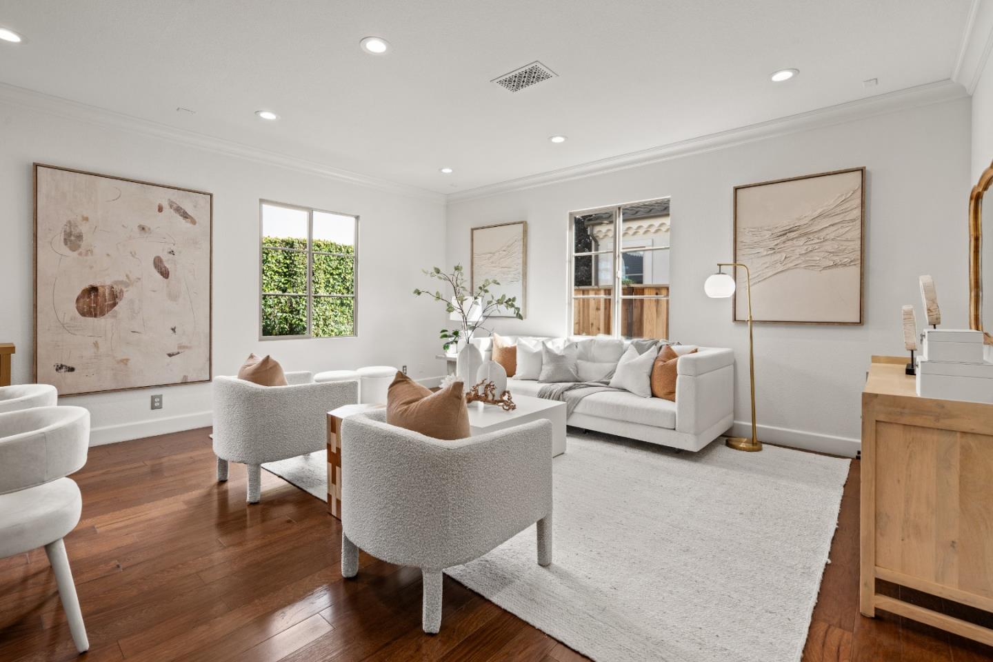 Detail Gallery Image 6 of 89 For 1298 Dahlia Loop, San Jose,  CA 95126 - 3 Beds | 3/2 Baths