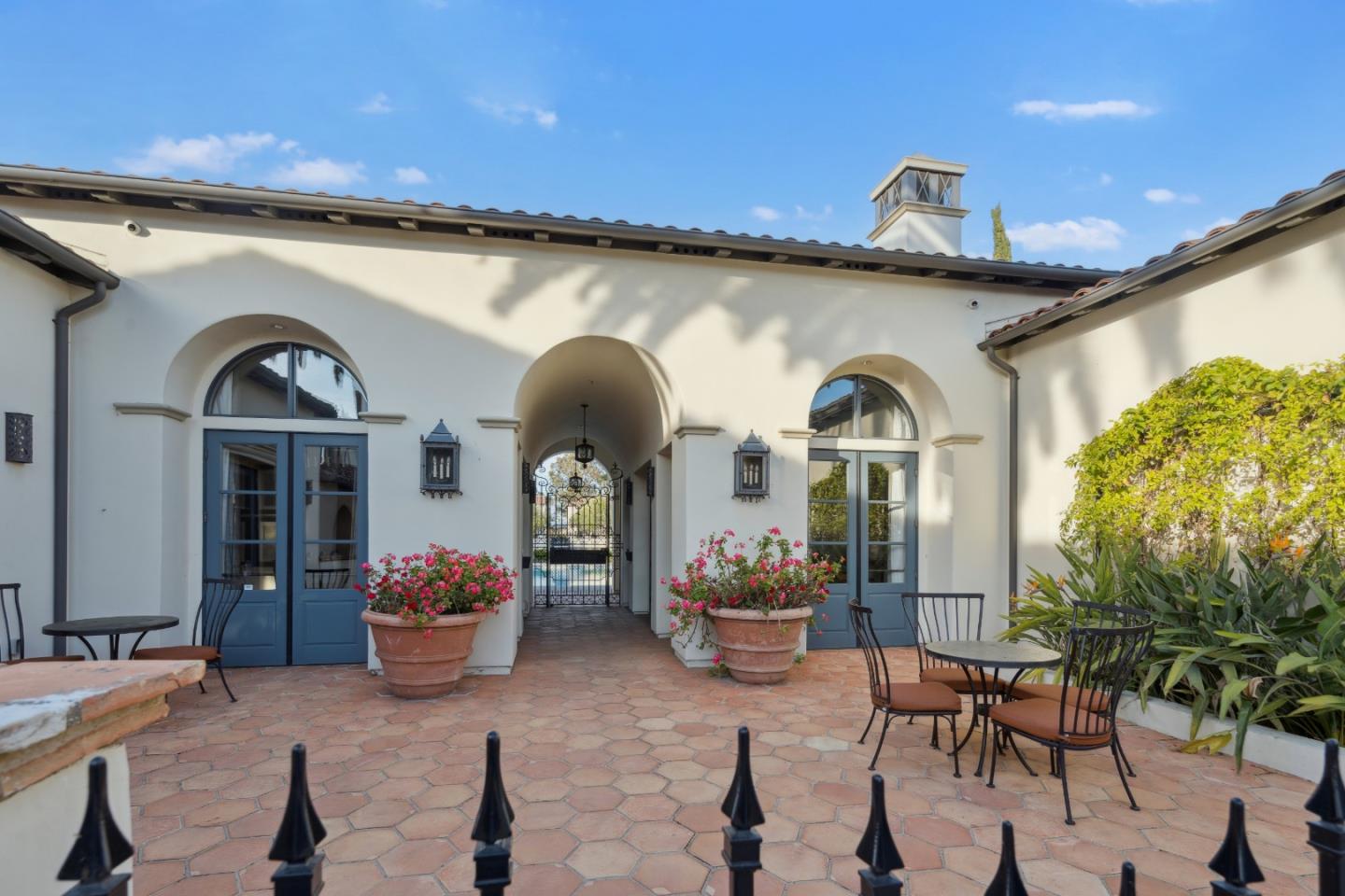 Detail Gallery Image 66 of 89 For 1298 Dahlia Loop, San Jose,  CA 95126 - 3 Beds | 3/2 Baths