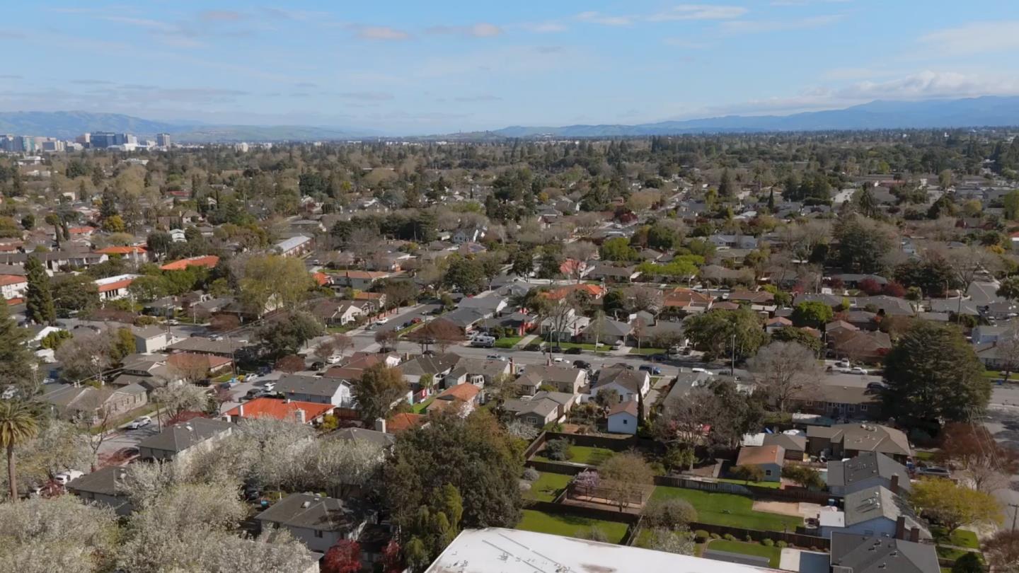 Detail Gallery Image 83 of 89 For 1298 Dahlia Loop, San Jose,  CA 95126 - 3 Beds | 3/2 Baths