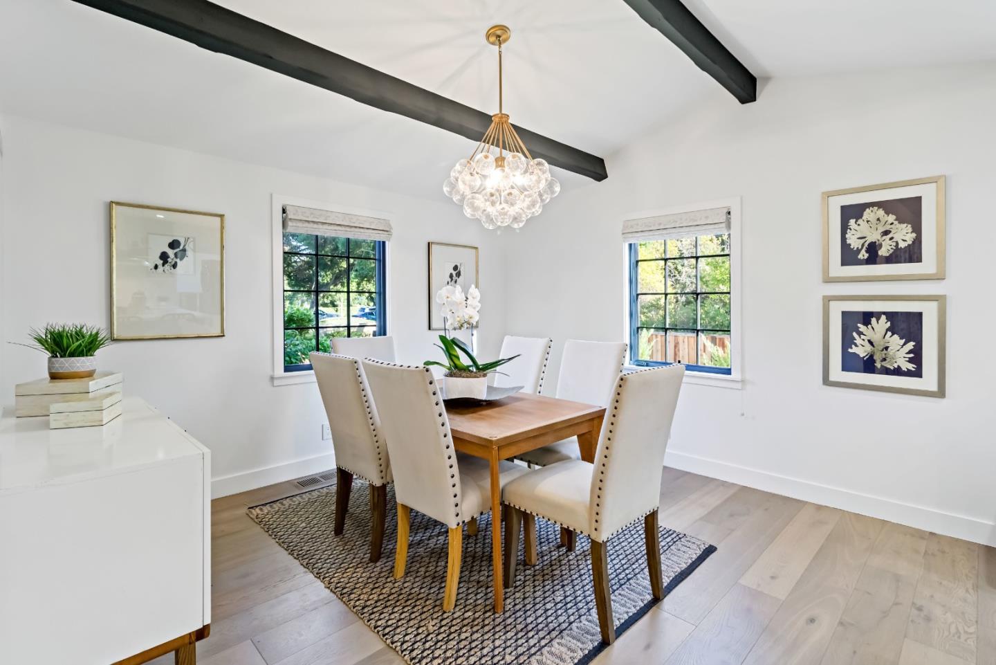 Detail Gallery Image 24 of 79 For 2030 Sand Hill Rd, Menlo Park,  CA 94025 - 3 Beds | 2/1 Baths