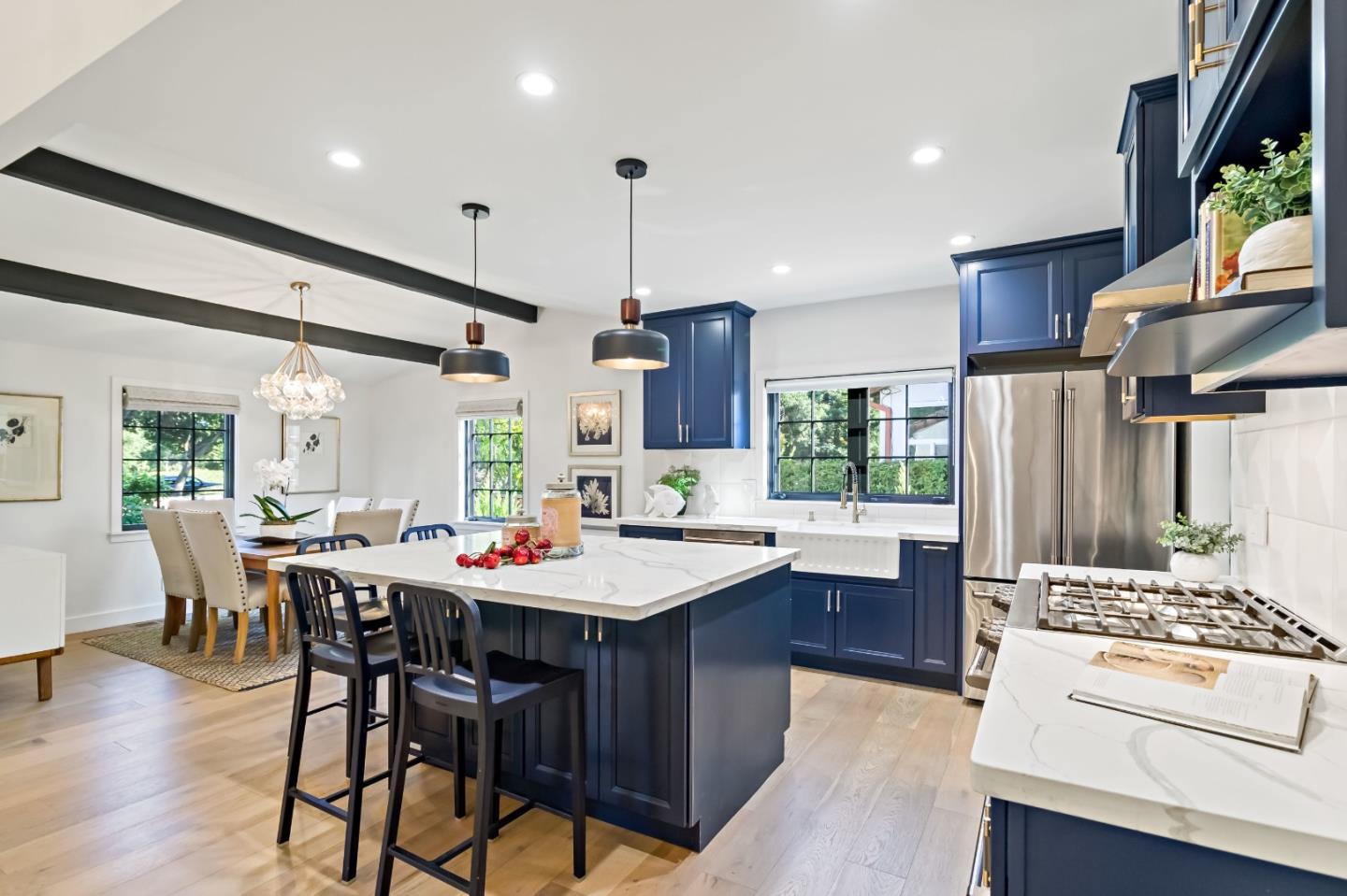 Detail Gallery Image 31 of 79 For 2030 Sand Hill Rd, Menlo Park,  CA 94025 - 3 Beds | 2/1 Baths