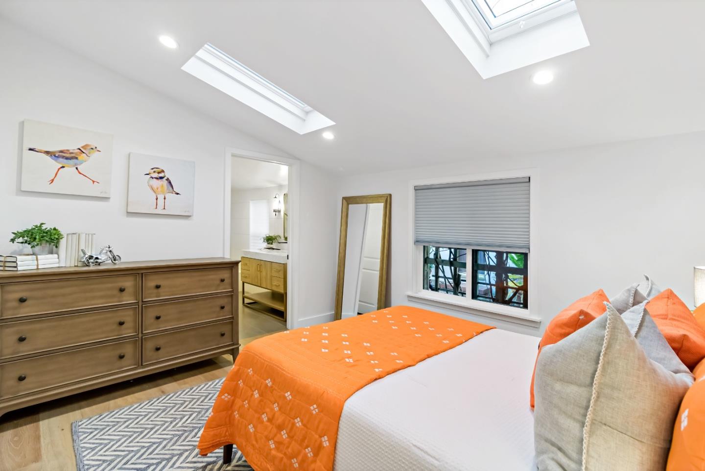 Detail Gallery Image 43 of 79 For 2030 Sand Hill Rd, Menlo Park,  CA 94025 - 3 Beds | 2/1 Baths