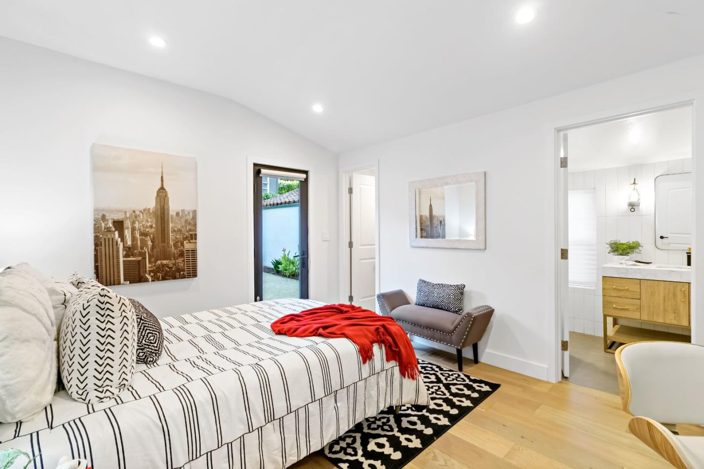 Detail Gallery Image 51 of 79 For 2030 Sand Hill Rd, Menlo Park,  CA 94025 - 3 Beds | 2/1 Baths