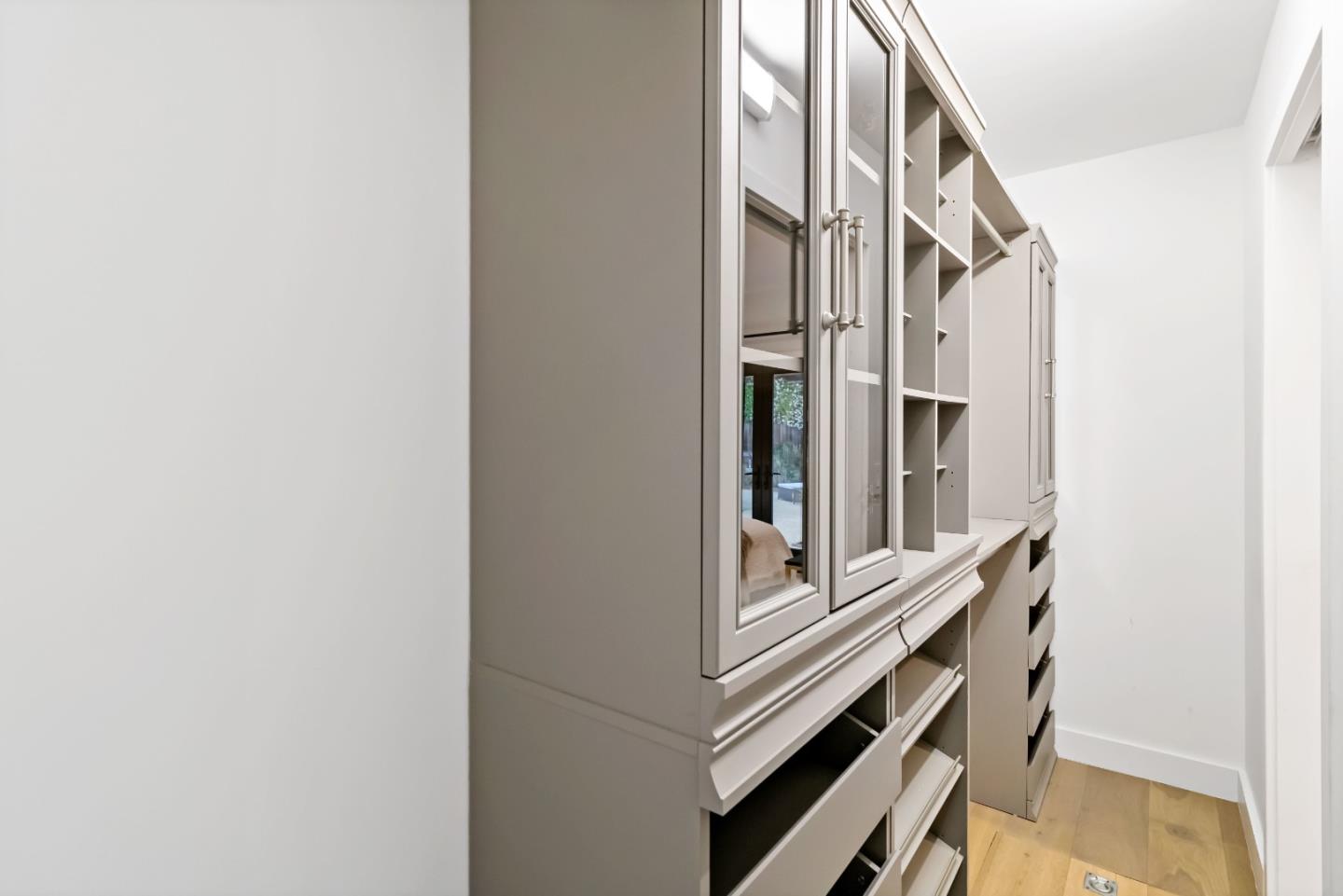 Detail Gallery Image 63 of 79 For 2030 Sand Hill Rd, Menlo Park,  CA 94025 - 3 Beds | 2/1 Baths