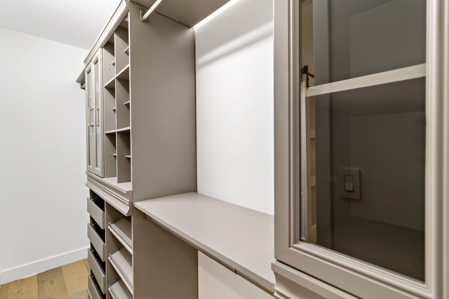 Detail Gallery Image 64 of 79 For 2030 Sand Hill Rd, Menlo Park,  CA 94025 - 3 Beds | 2/1 Baths