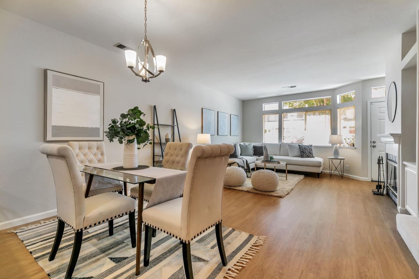 Detail Gallery Image 14 of 46 For 3637 Cabernet Vineyards Cir, San Jose,  CA 95117 - 2 Beds | 2/1 Baths