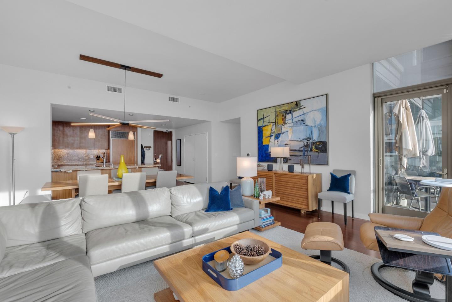 Detail Gallery Image 10 of 45 For 38 N Almaden Blvd #2007,  San Jose,  CA 95110 - 3 Beds | 2 Baths