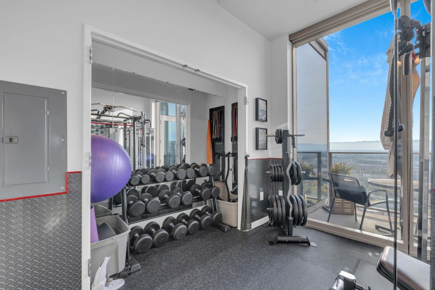 Detail Gallery Image 22 of 45 For 38 N Almaden Blvd #2007,  San Jose,  CA 95110 - 3 Beds | 2 Baths
