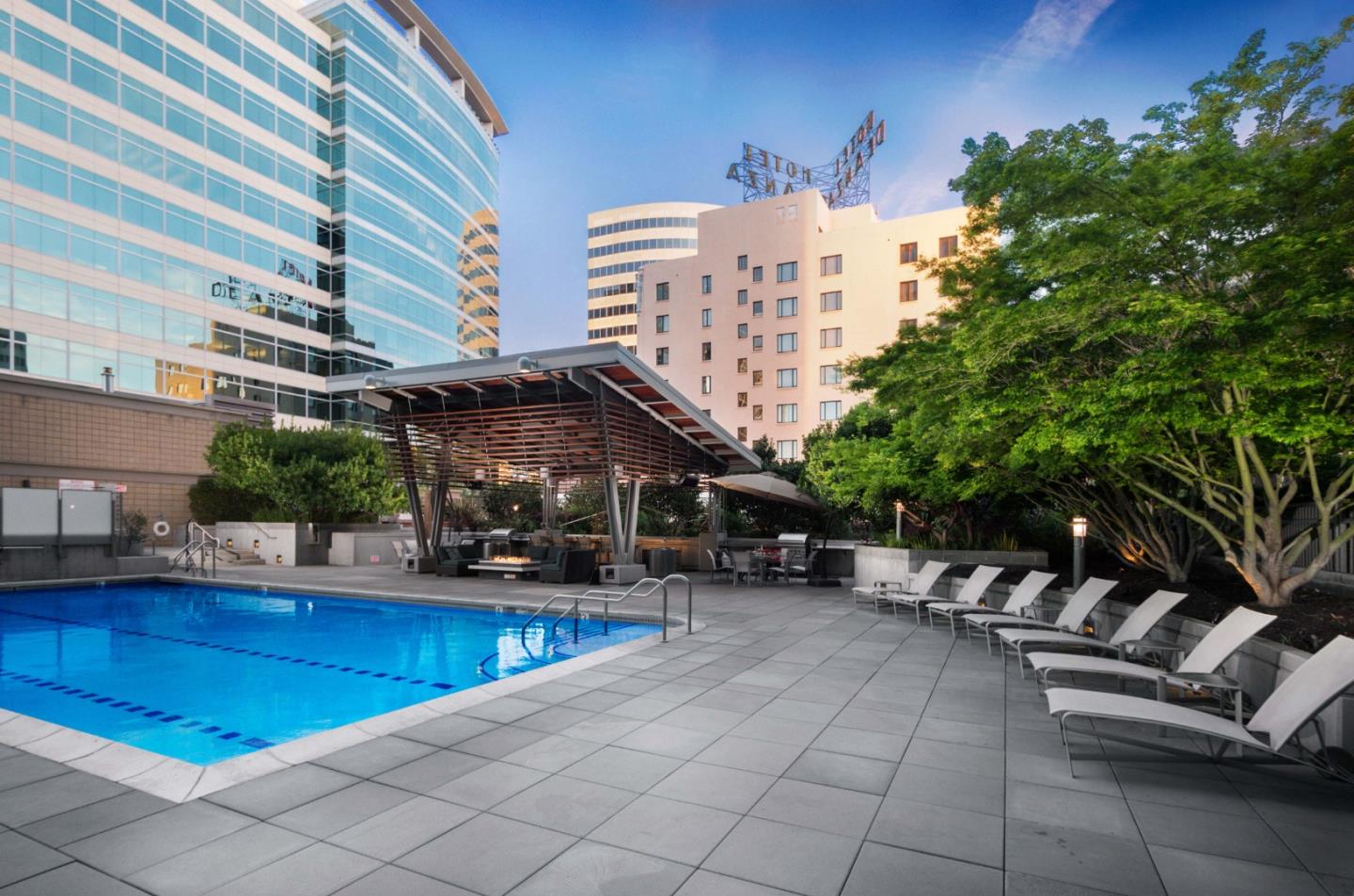 Detail Gallery Image 38 of 45 For 38 N Almaden Blvd #2007,  San Jose,  CA 95110 - 3 Beds | 2 Baths