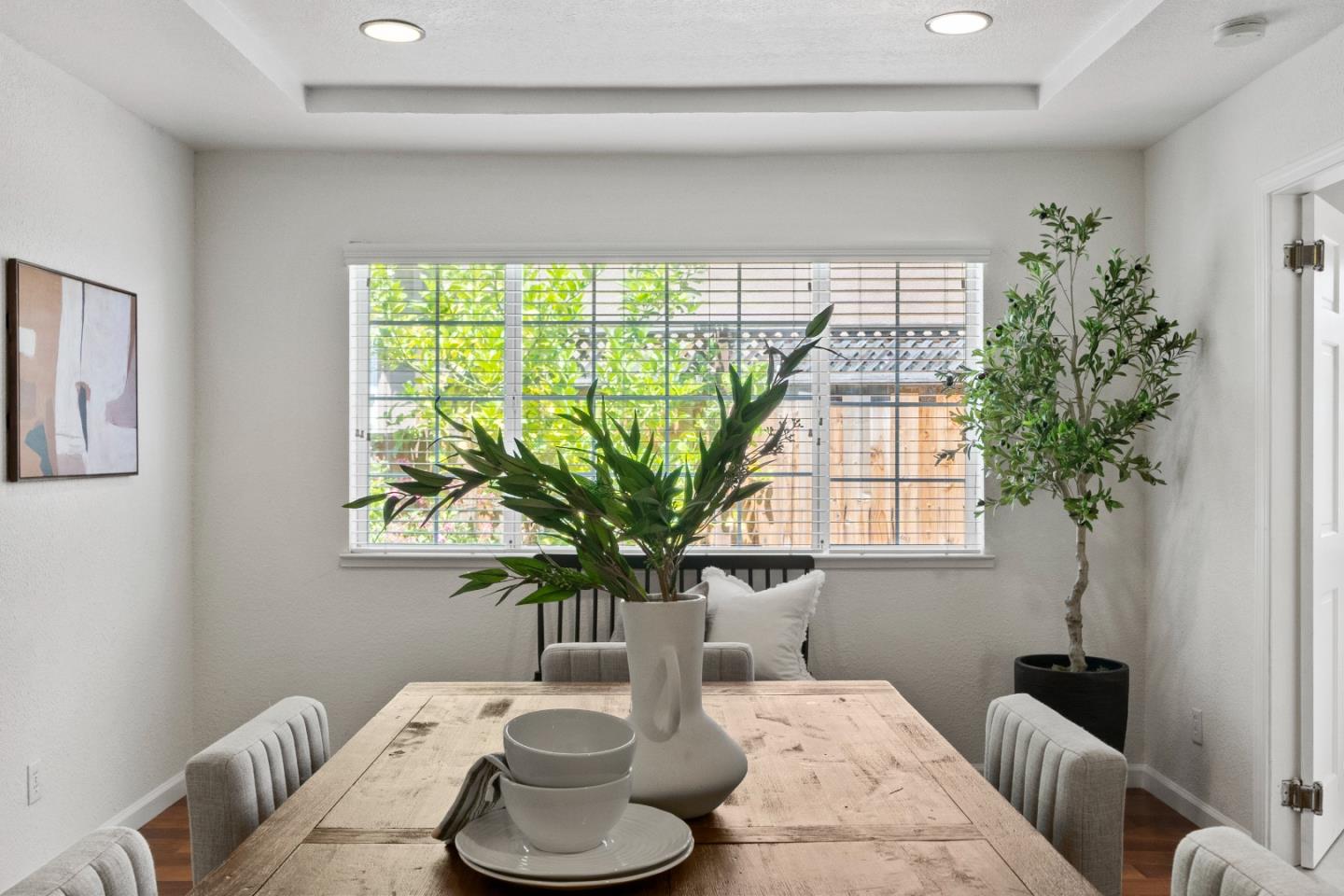 Detail Gallery Image 12 of 76 For 1394 Randol Ave, San Jose,  CA 95126 - 3 Beds | 2 Baths
