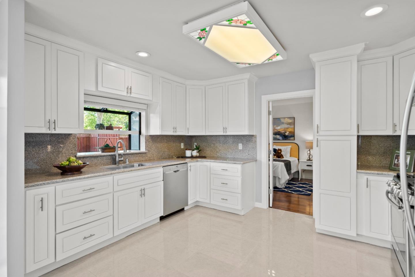 Detail Gallery Image 16 of 76 For 1394 Randol Ave, San Jose,  CA 95126 - 3 Beds | 2 Baths