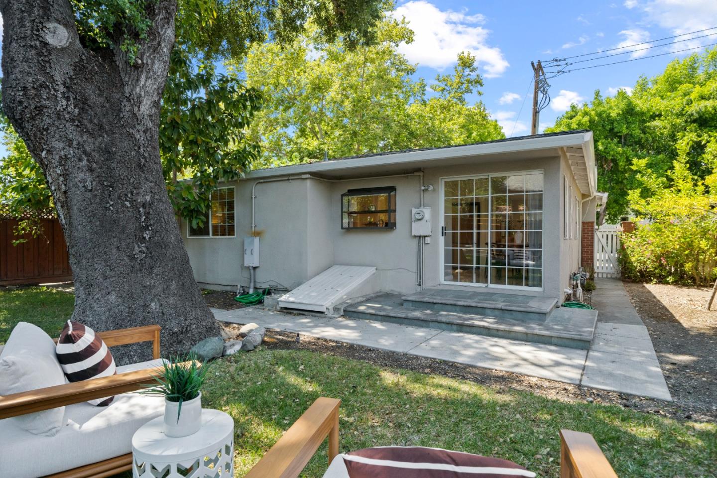 Detail Gallery Image 39 of 76 For 1394 Randol Ave, San Jose,  CA 95126 - 3 Beds | 2 Baths