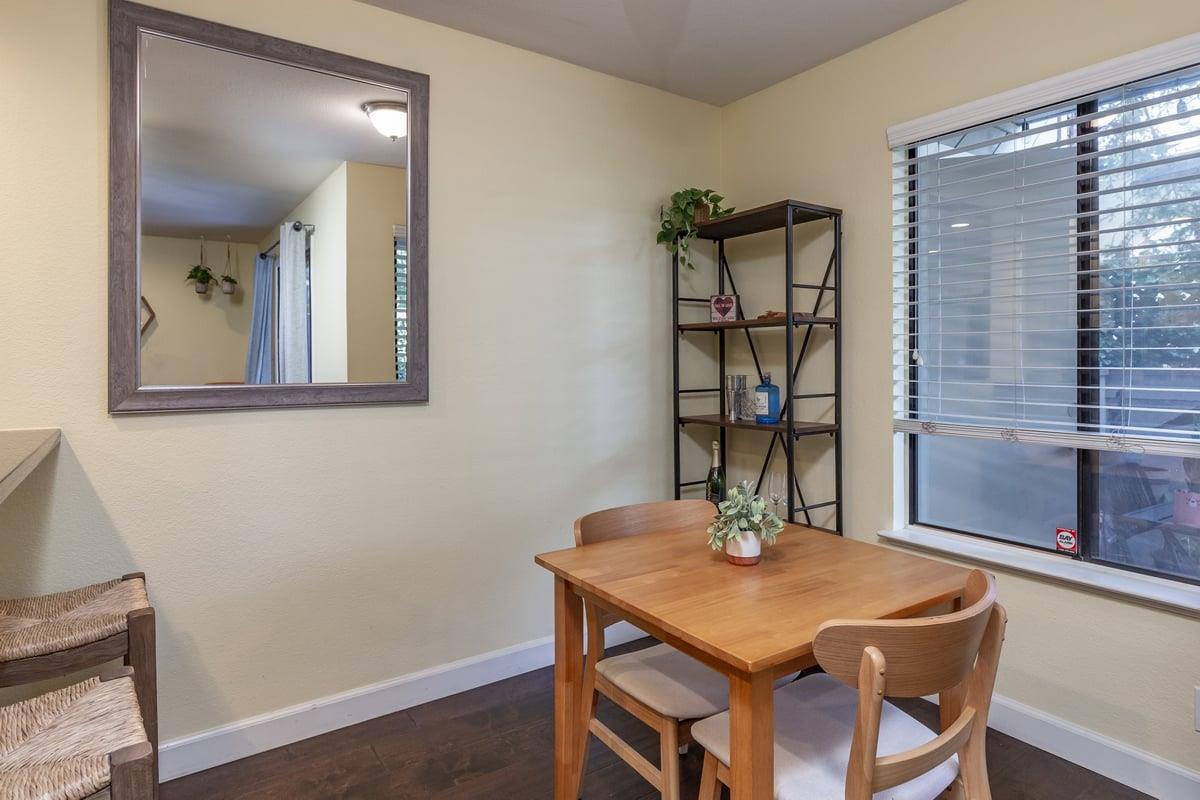 Detail Gallery Image 12 of 26 For 643 Yolo Ct, San Jose,  CA 95136 - 2 Beds | 2 Baths