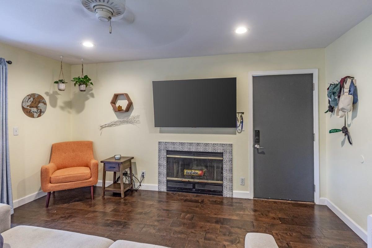 Detail Gallery Image 6 of 26 For 643 Yolo Ct, San Jose,  CA 95136 - 2 Beds | 2 Baths
