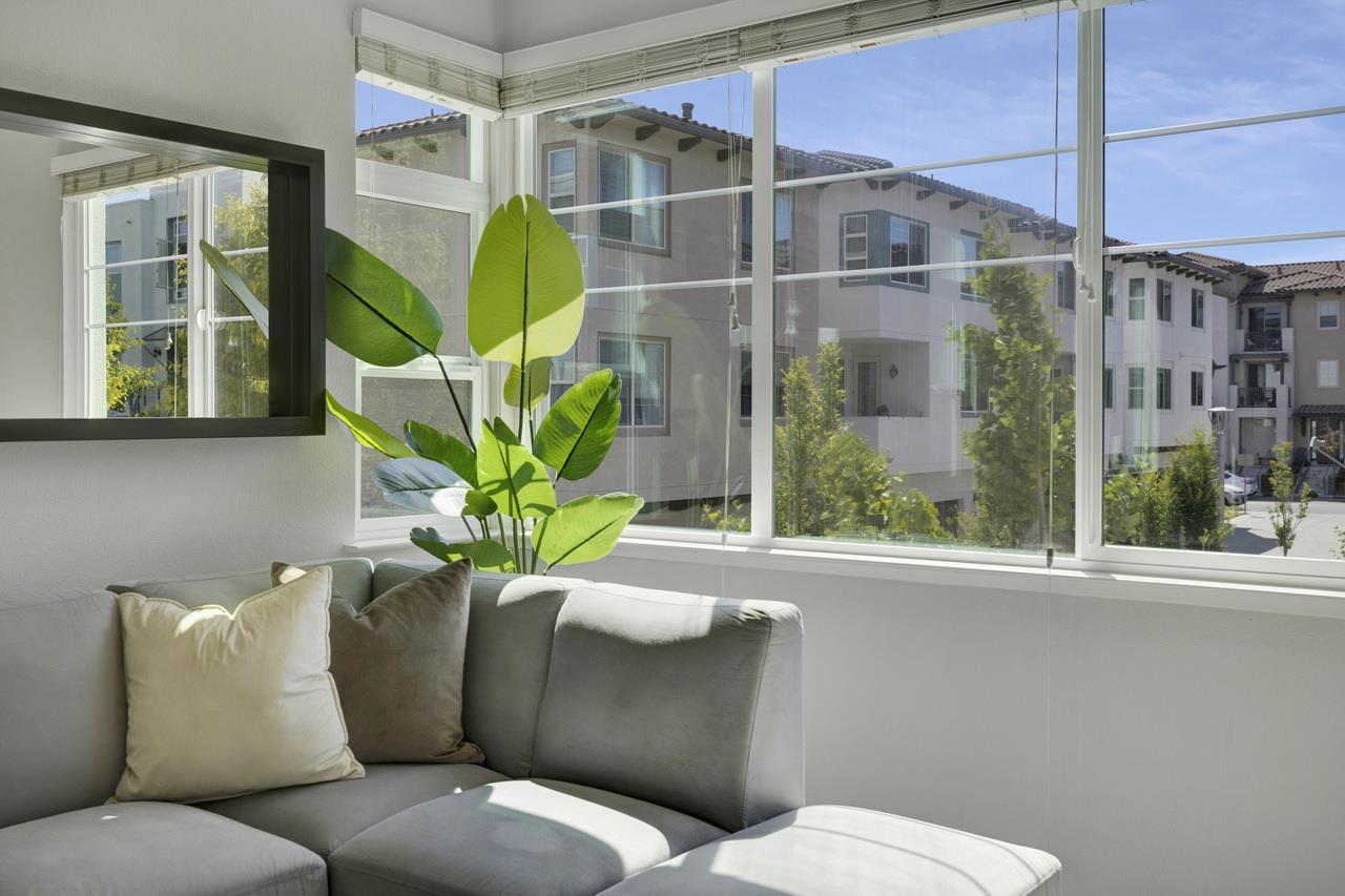 Detail Gallery Image 11 of 64 For 3079 Manuel Loop, San Jose,  CA 95136 - 4 Beds | 3/1 Baths